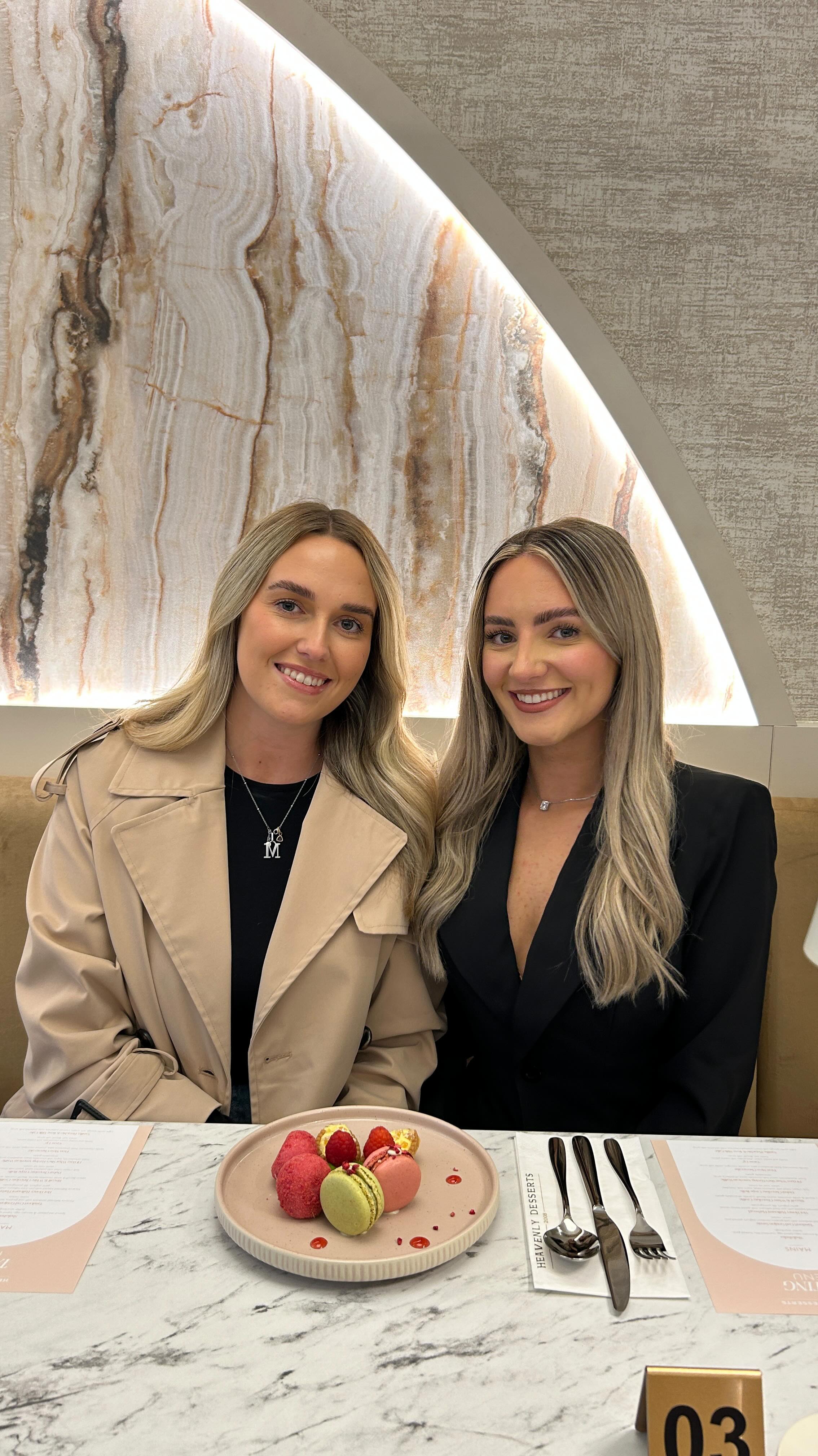 Every catch up deserves dessert šØāØ
From sweet bites to indulgent treats, dessert makes it better.
Save this for your next dessert date š