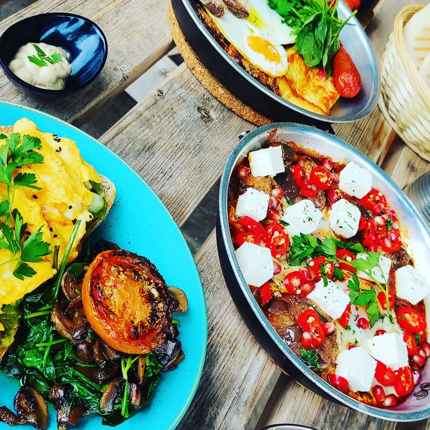 Brunch at Sunny Hill Cafe π³βοΈ
............................................
#brunch #eggsofinstagram #breakfast #foodies #fyp #foodblogger #eats #londoneats #shakshuka #tablesread #healthydiet #nutrition #hendon #sunnyhillcafe #parkcafe #eatoutlondon #londoneats #dishoftheday #feastagram #foodguide #londonspots #π³