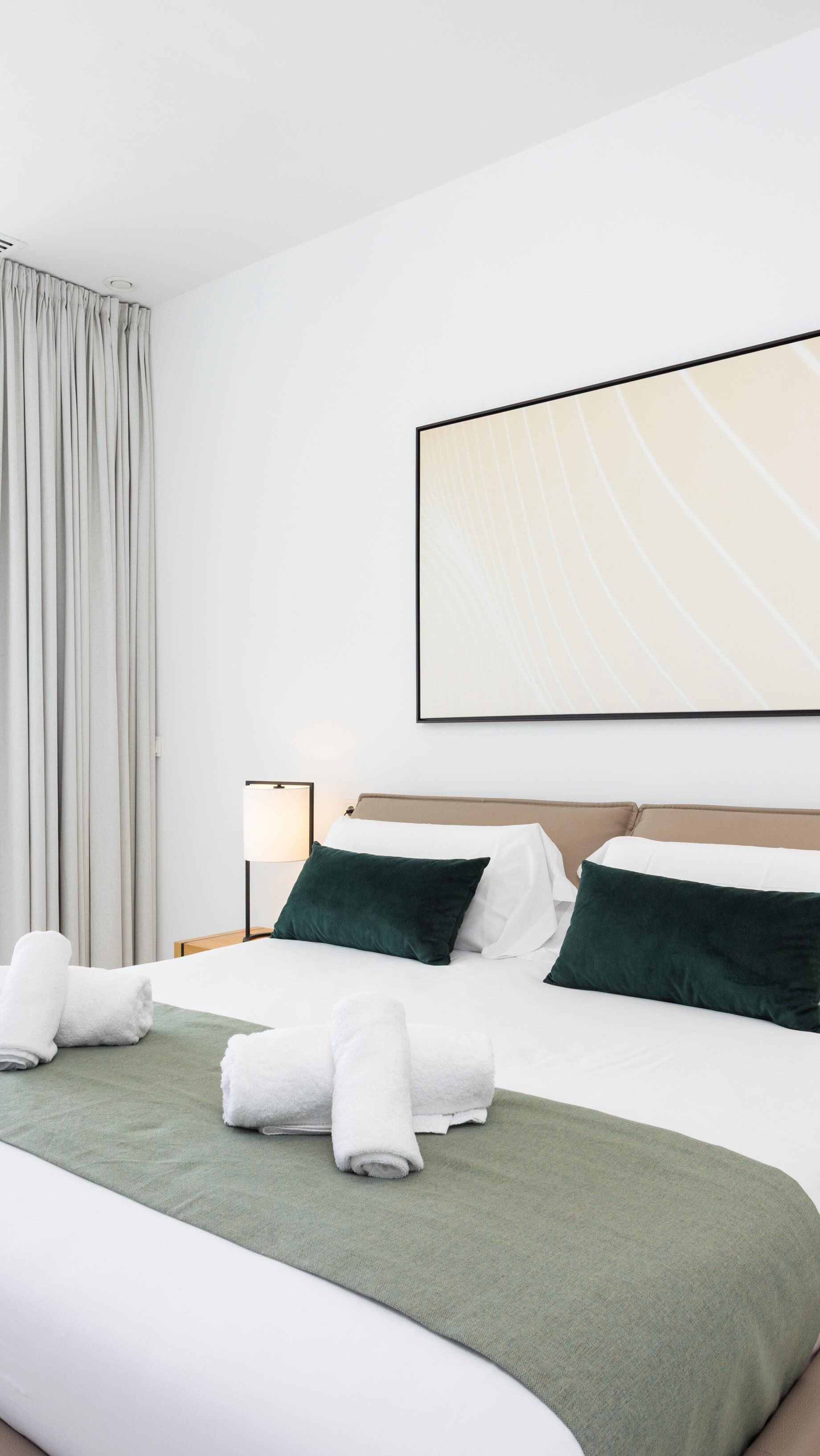 I can promise you one thing: waking up to these 180-degree sea views never loses its magic 🐚
No need to share them either.
Our boutique vacation rentals offer luxury rental apartments with a private pool, completely away from the crowds.
This is Tenerife, at a slower pace 🩵
___
#discovertenerife #visittenerife #luxuryholidayrentals #vakantieinspiratie #vakantieappartement
• Boutique rental apartments Tenerife, luxury rental apartments Los Gigantes, private heated pool, sea view, boutique vacation Tenerife