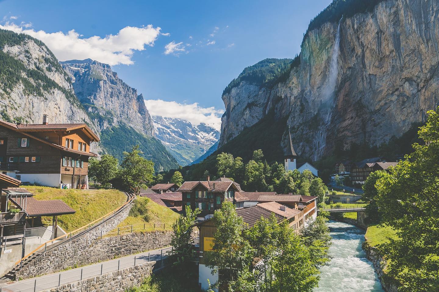 Where Is German Spoken In Switzerland?
Swiss German is spoken in 17 of Switzerland's 26 cantons, which are similar to provinces or states.
* Aargau
* Appenzell Ausserrhoden
* Appenzell Innerrhoden
* Basel-Landschaft
* Basel-Stadt
* Glarus
* Lucerne
* Nidwalden
* Obwalden
* Schaffhausen
* Schwyz
* Solothurn
* St. Gallen
* Thurgau
* Uri
* Zug
* Zurich
You're probably wondering why Switzerland has so many different languages and dialects. The country's size and location are one contributing factor.
Switzerland is only slightly more than 10% of the size of Germany. As a result, the four bordering countries: Germany, Austria, Italy, and France, had a significant influence on the evolution of the languages in this area.
www.swissgermanacademy.com
.
.
.
#swissgerman #switzerland #zürich #virtual #languagefreaks #online #flexible #remote #skype #zoom #whatsapp #learn
#new #language #study #studygram #swiss #swisslanguages #swissgermanlesson #züri #zurich #vocabulary #grammar #conversation #speak #lessons #languagelearning #languages