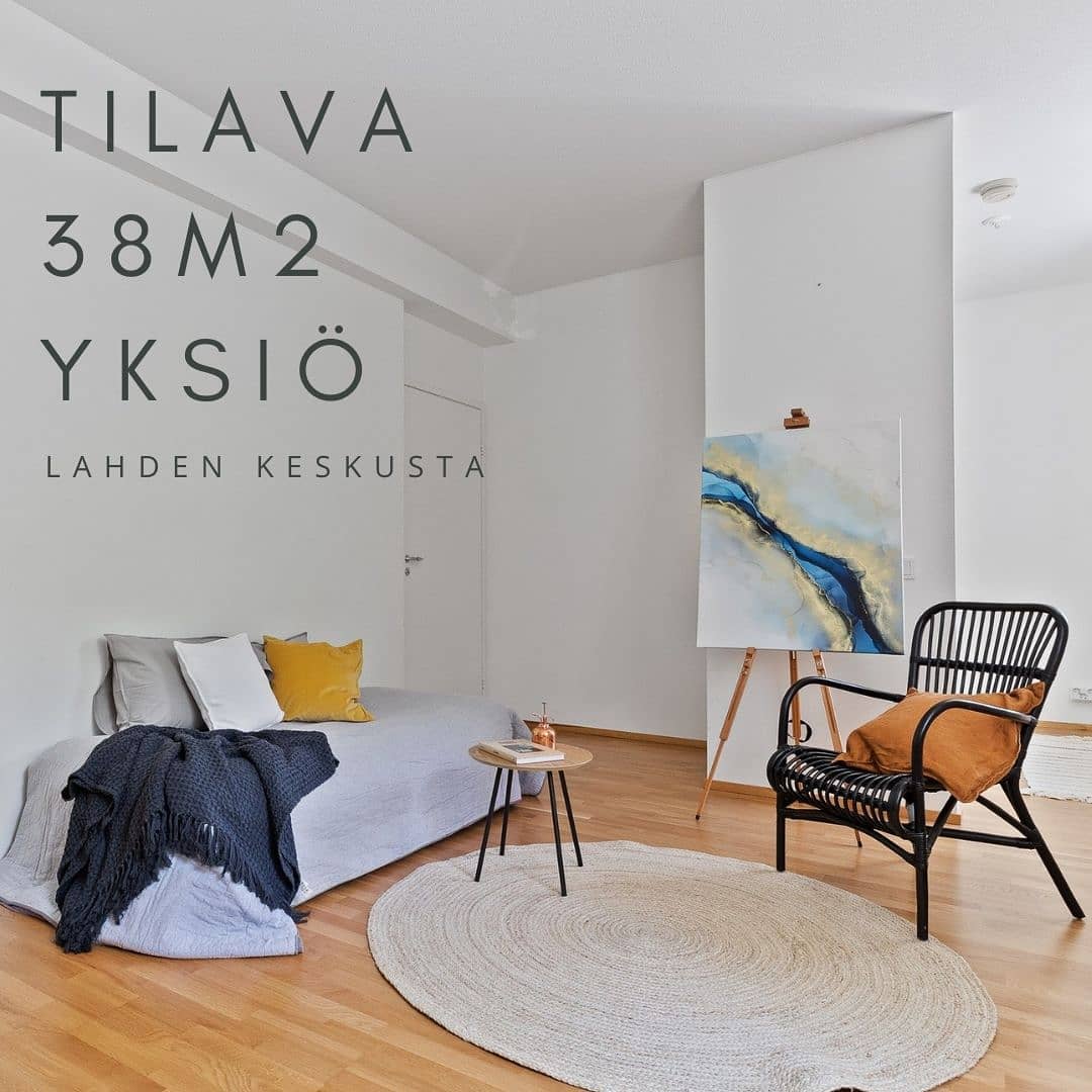 #simpleroom #alkoholimuste #alkoholimustetaide #alkoholink #asuntovalokuvaus #finnishart #huoneistokeskuslahti #realestatephotography #stailaus #styling #suomalainentaide #yksiö #yksiönsisustus