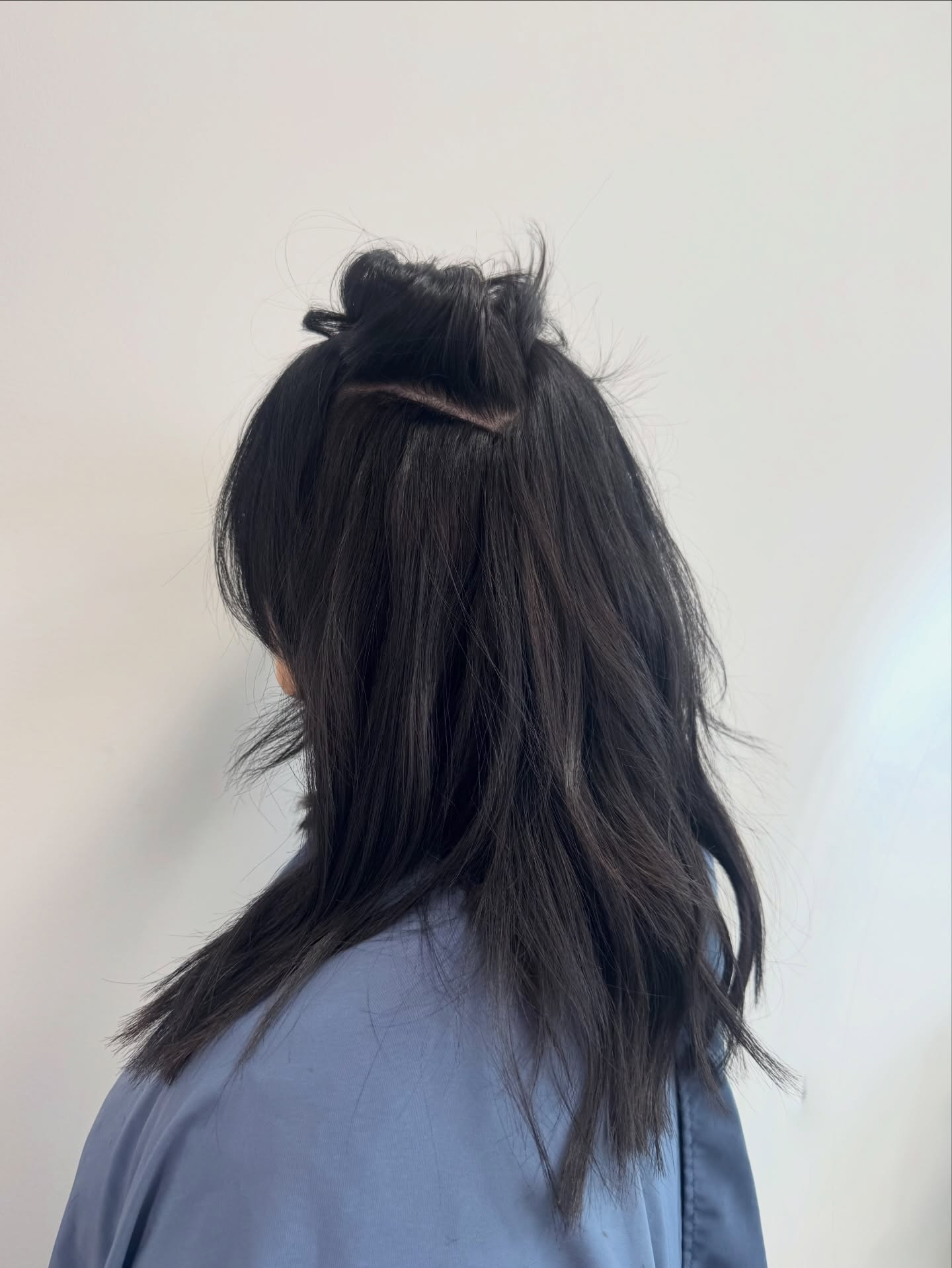 undetectable extensions, just as it should be 🤍
if you are interested in handtied extensions- dm me!
#charlotteextensions #clthandtiedextensions #clthairextensions