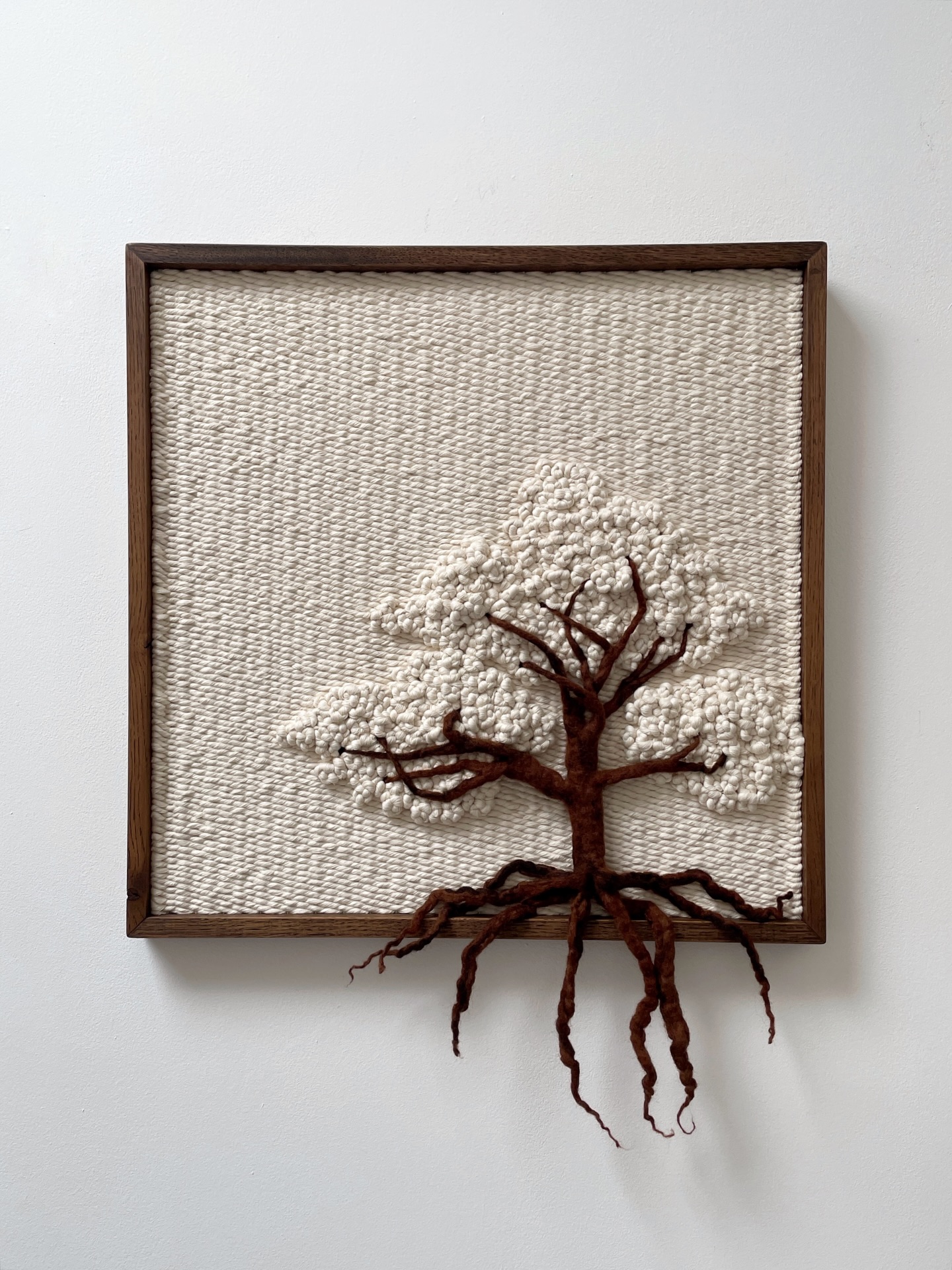 Blossom Tree 004
An original woven sculptural piece, inspired by the quiet balance between growth above and roots below.
50 × 50 cm
Oak frame, organic cotton.
This piece is currently available.
A note in case you’re browsing — many of the works on my website will be leaving for a large art fair next week, so availability will change shortly.
(More on that art fair soon.)
Details via the link in my bio or by DM.
.
.
.
.
www.ellecollins.com
UK artist. Birmingham artist. Wall art. Contemporary art. Art for interiors. Art for interior designers. Sculpture art. Textile wall art. Coastal style. Organic modern interior. Organic modern design. Texture art. Art for interiors. Statement art. Unusual art. Tactile art. Subtle art. Inspired by nature. Nature inspired art. Neutral interiors. Neutral home. Sustainable art. Sustainable design. Art collectors. Minimalist art.
#sculpturelwallart #contemporarytextileart #neutralinteriors #calmart
#inspiredbynature