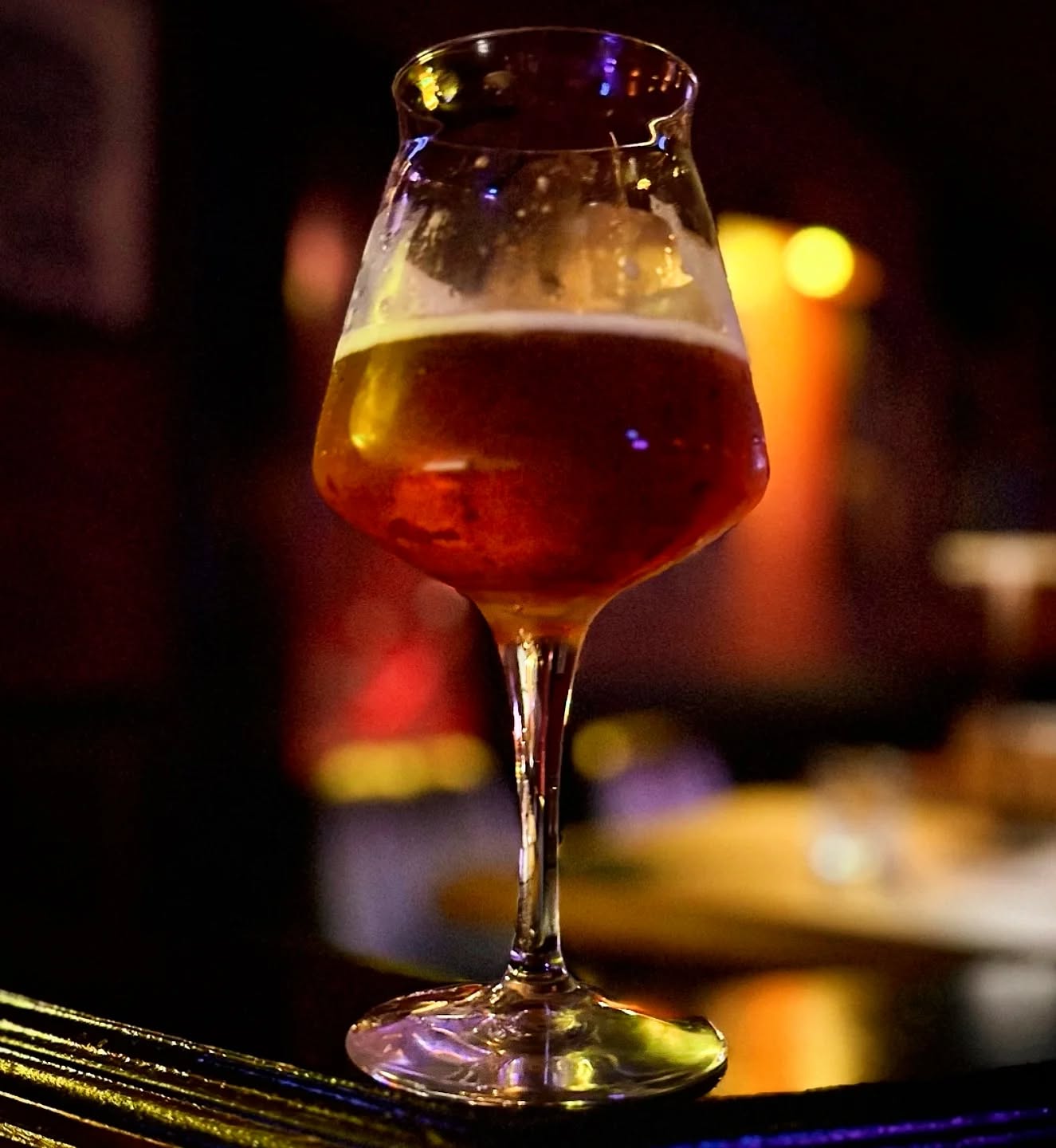 📸 ph @luca.tau.9 💣
#craftbeer #beerlover #birraartigianale #pubfood #foodandbeer #beerporn #beertime #beerlovers #happyhour #birramania #beerculture #pubitaliani #ristorazioneitaliana #beertasting #localpub #birreriartigianali #beergram #pubvibes #birreriadoc #cucinadatavola #foodanddrink #drinklocal #birradoc #pubexperience #beernight #ristorantepub