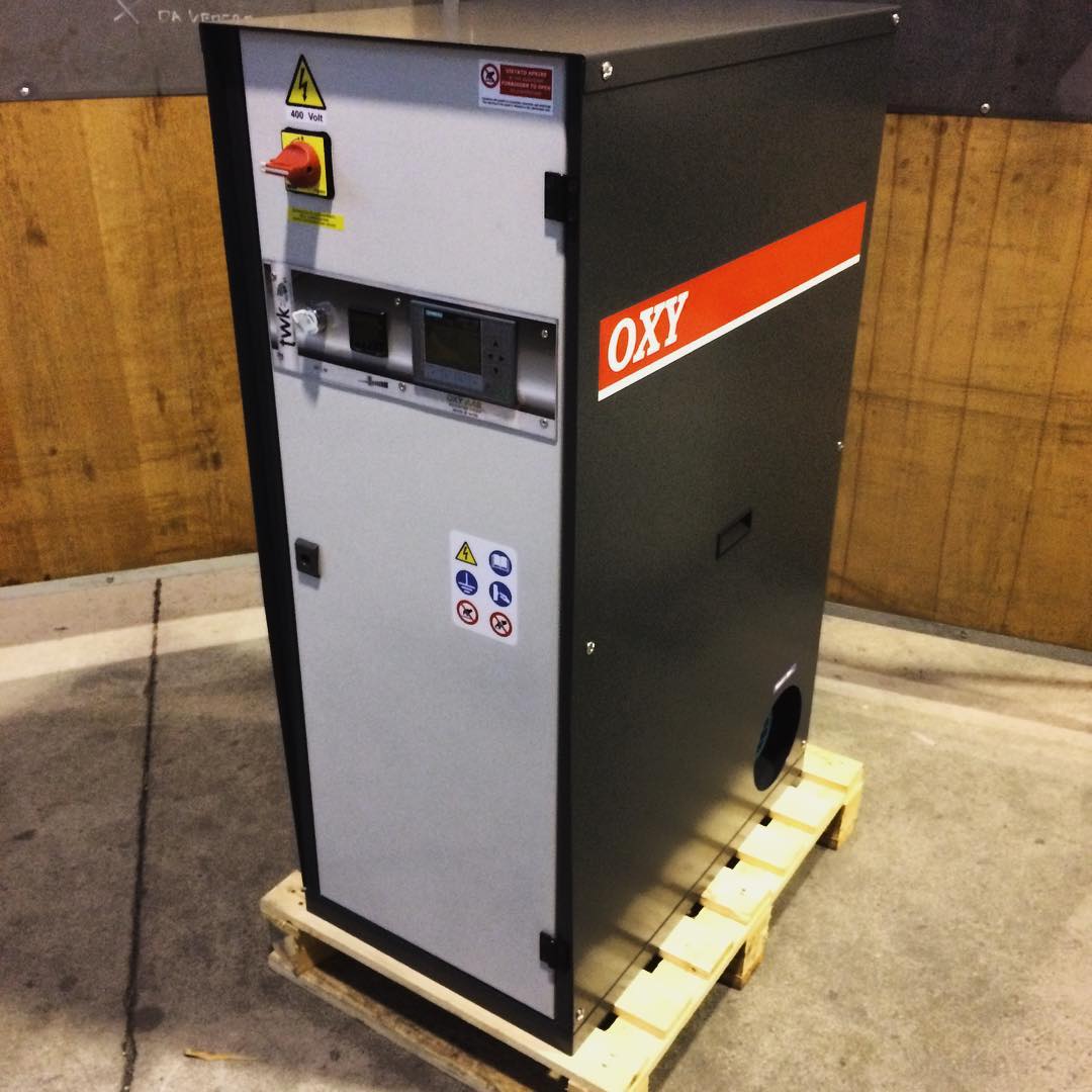 Caldaia ad acqua calda modello OXY #acquacalda #caldaiaelettrica #electrichotwaterheater