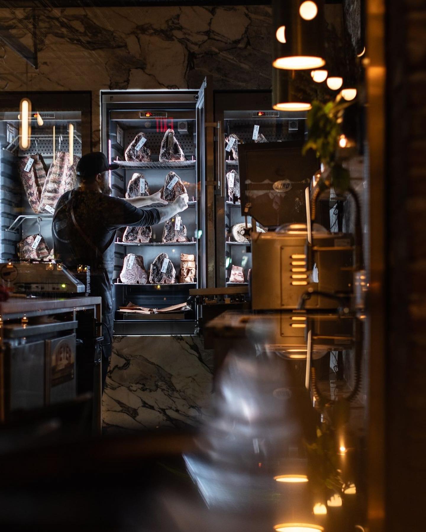 Dry Ager 🖤🥩
Reposted from: @theblockshopnj
#dryager #steakhouse #dryagedbeef #dryagedsteak #butcher #steaklover #meatlover