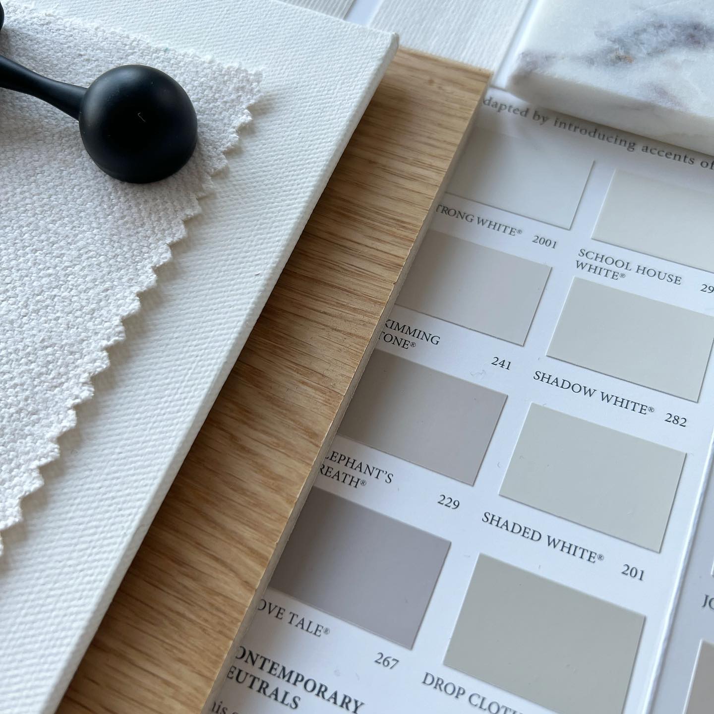 Working on a design concept for a clients dining room this afternoon. The colour scheme chosen is contemporary and timeless neutrals 🤍
#lucyvictoriadesigns #interiordesign #interiors #neutralshades #contemporaryneutrals #timelessneutrals #farrowandball #shades #textures #LVD