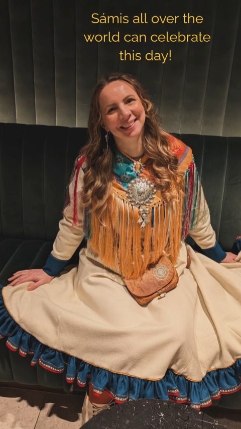 Illudan Sámi albmotbeaivái bearjadaga! 💙💛❤️💚
Looking forward to Sámi peoples day om Friday! 🌞#sápmi