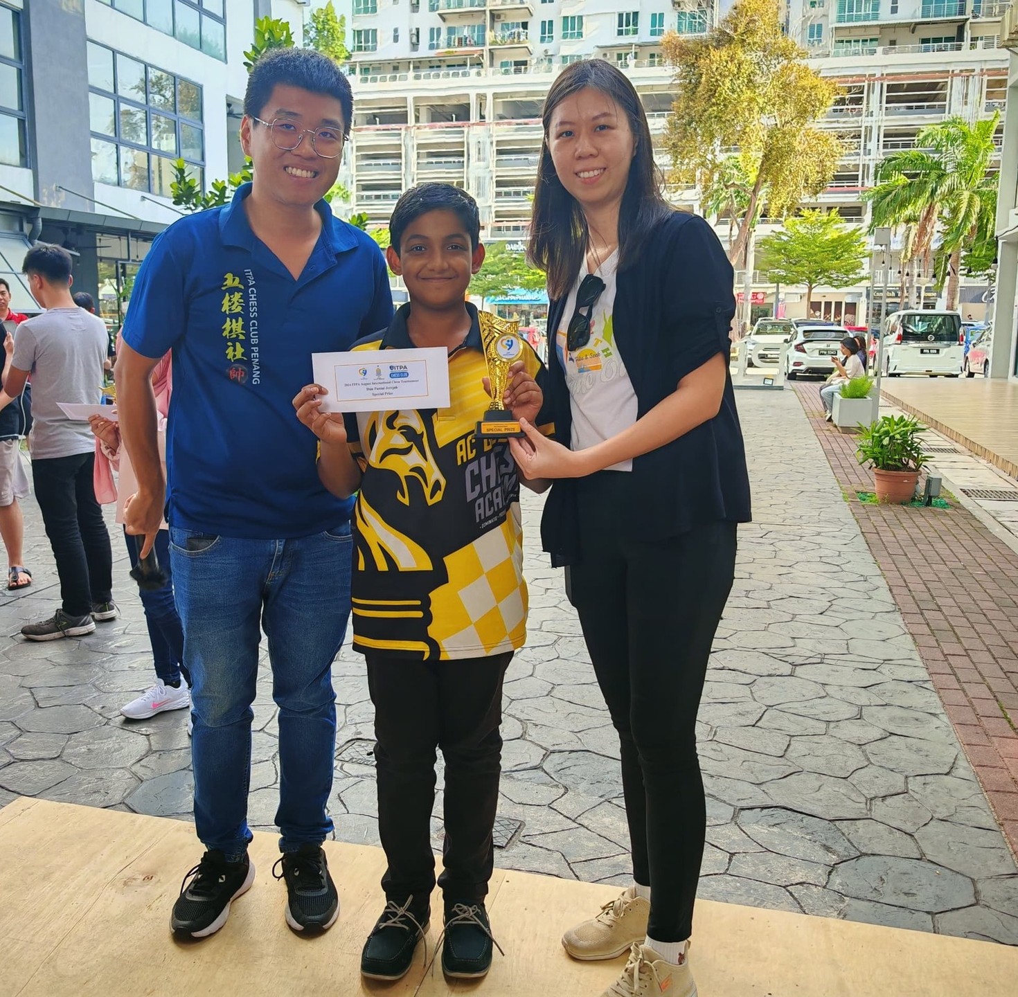 ~Aug, 2024. ITPA Tournament DUN Pantai Jerejak~ 15min + 5sec
Fully motivated boy compete in OPEN category.
💥Aakhaash Thanasegaran💥
WINS the TOP-3 for Primary School
and TOP-8 for the Special Prize
#chess #ChessNotCheckers #babygenius #startegies #acglobalchessacademy