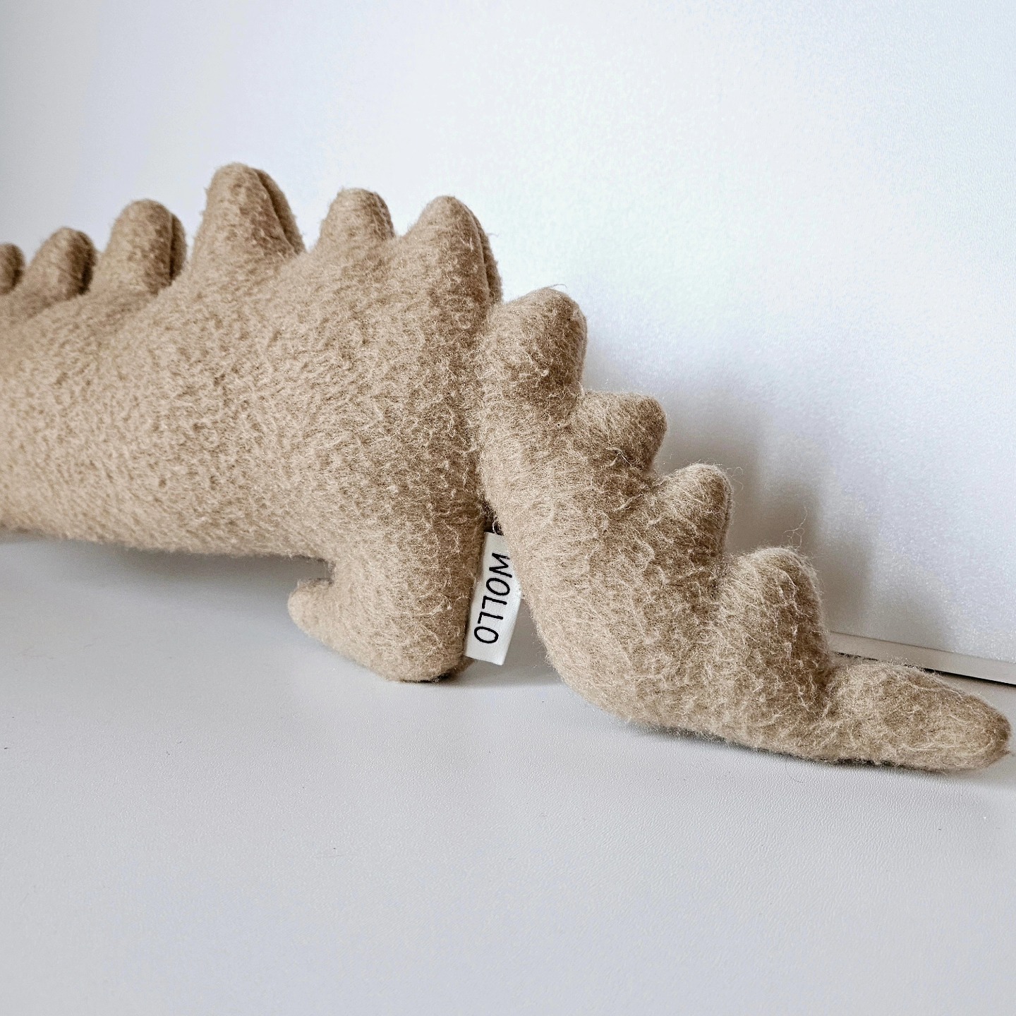 Kroko made out of pure 🐑 wool.