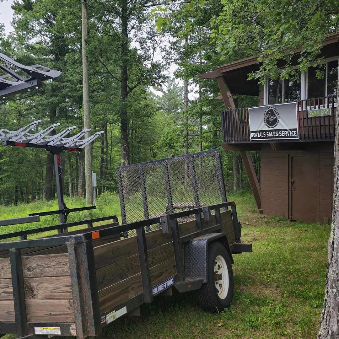 IT'S GO TIME! ā°ļøš²š¤šš
Starting this Friday, Pine Mountain Resort will start Shuttling Mountain Bikers!
Details may change but tentative plan is:
Friday 2pm-6pm $25
Saturday 10am-6pm $25 half day, $40 Full day
Sunday TBD
Thank you @irongoattrails @dtntrails @pinemountainresort