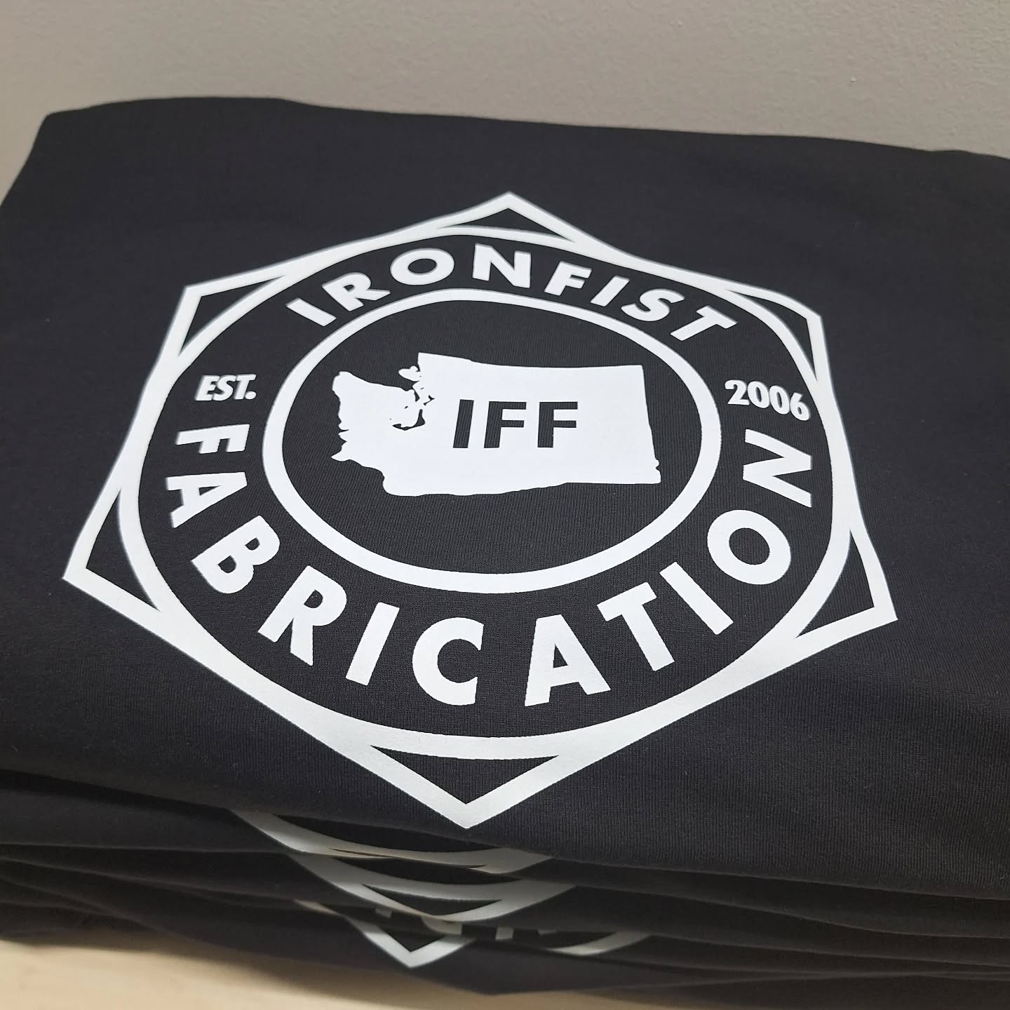 Another batch of quality heavyweight hoodies heading over the hill. #ironfistfabrication
#hoodies #sweatshirts #Seattle #Wenatchee