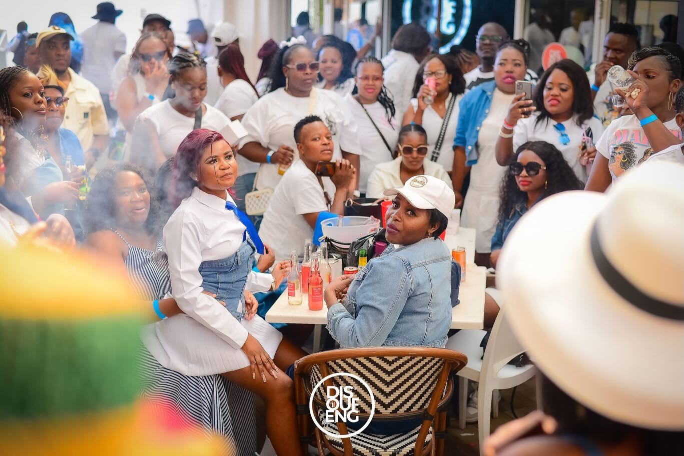 Looking for the perfect venue to host your corporate retreats, strategy sessions, or networking events? 📤🖇️
We’ve got you covered with a space designed to inspire connection and productivity.
“The strength of the team is each individual member.
The strength of each member is the team.”
📞 Bookings: +27 76 520 2074
#lasofa #besturbanlifestyle