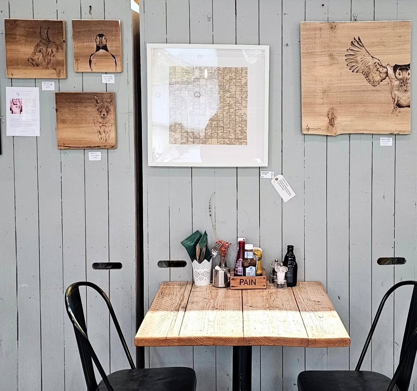 Cafe Scene
๐ฑ Just bringing some nature to the @stokeleyfarmshop cafe alongside @sallywilkinsonpaper .
๐ฑ Have you been? They do some pretty awesome food.