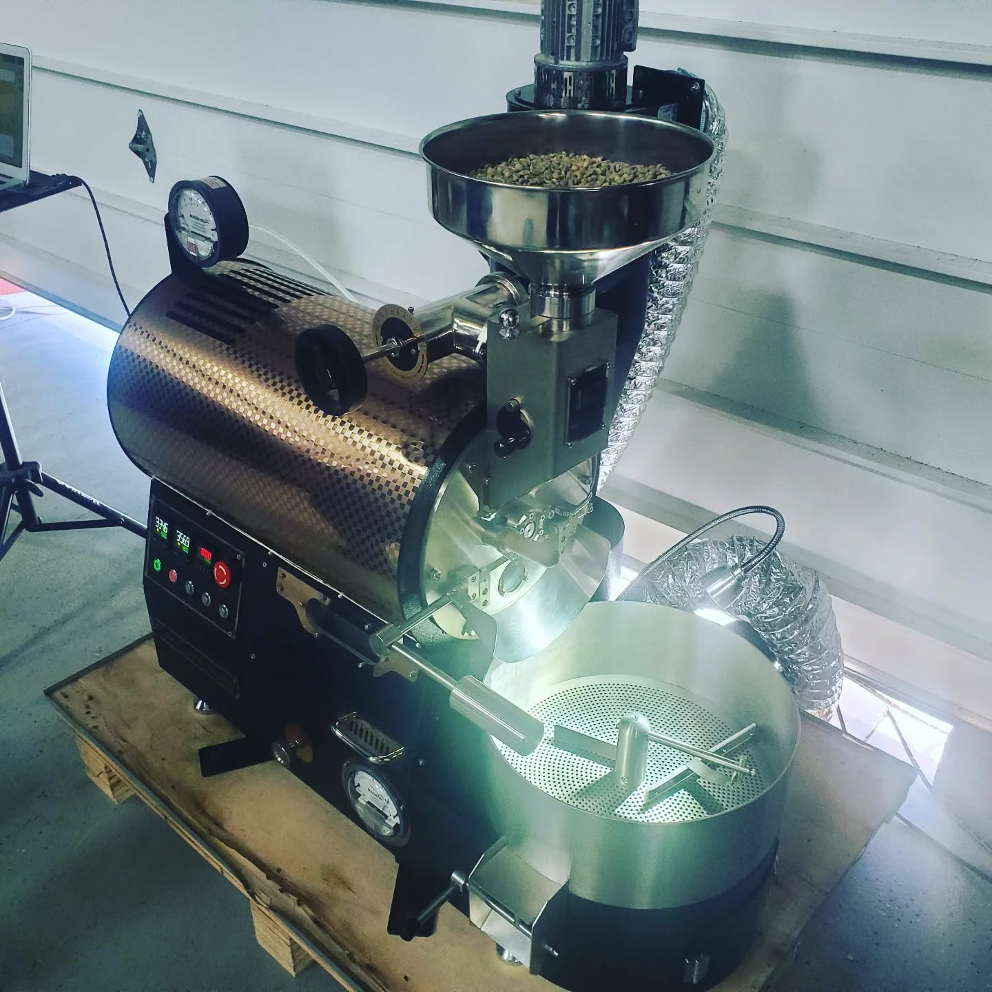 Sexy hardware. A new roaster for Roasty Ghost