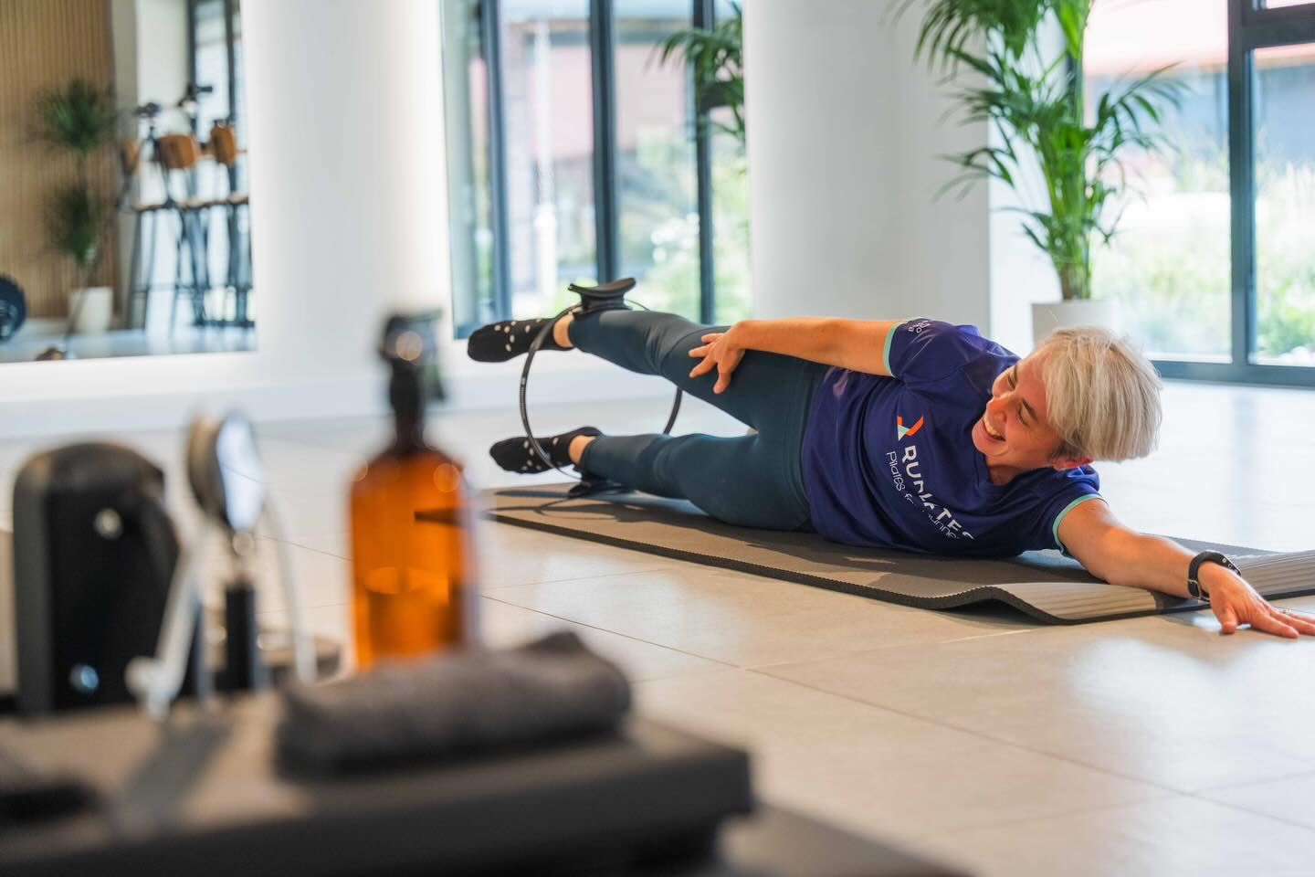 🙏 THANK YOU for your lovely feedback and presence this week in classes 🥰
The weather has been pretty grim, so it’s been very uplifting to see so many friendly faces and hear what you’ve enjoyed!
I heard that @eva.cserhati delivered some fitness circle ‘fun’ on her return and Lynda’s balls were a hit (so to speak 😉) Hopefully the Reformer classes were ok too 😂
Hope you find a few moments to enjoy this weekend whatever you’re up to. Can’t wait to do it all again with you next week!
#pilatesclass #reformerpilates #pilatesstudio #gratitude