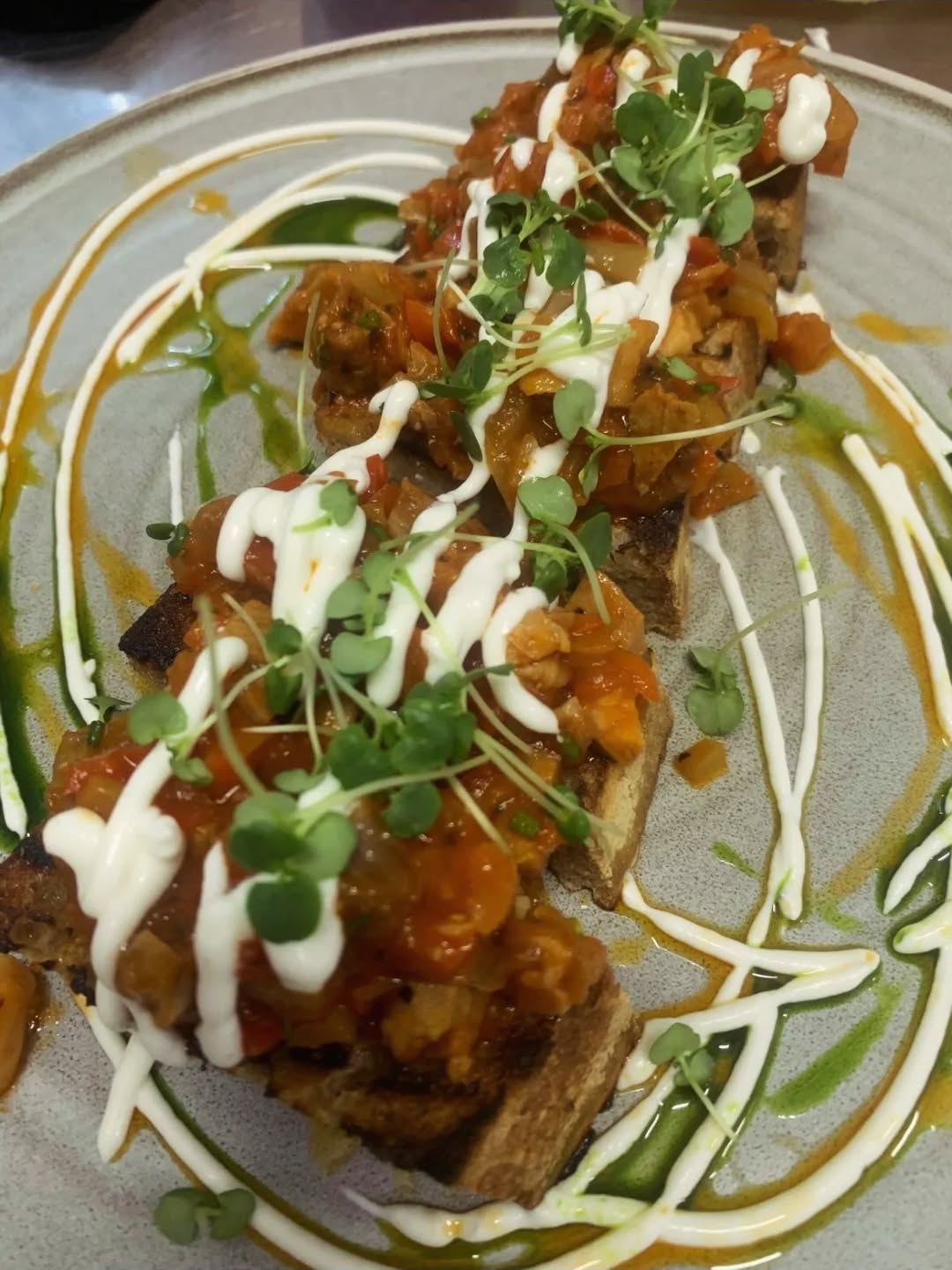 Thank you Chef @mpoutsikosswtiris and @carina_koroni for sharing with us your mouthwatering dishes! ❤️
Your best choice in microgreens 🌱
Dirt Free Microgreens 🌱
Athens Gourmet Leaves 🇬🇷 Greek Microgreens 🇬🇷 Packed and delivered as fresh as it gets all over Greece🌱
Eat your greens 🌱
#supportlocal
#athensgourmetleaves #microgreensgreece #microgreens #gourmetcooking mediterraneancuisine greekrestaurants athensrestaurants greekchefs dirtfreemicrogreens gourmetcooking gourmet eatyourgreens microgreen artdelatable🍽 urbanfarming greekmicrogreens
verticalfarming madeingreece producedingreece chefstalk gastrobar culinaryarts culinary garnish chefsofinstagram cheflife happychef artonplate artonaplate