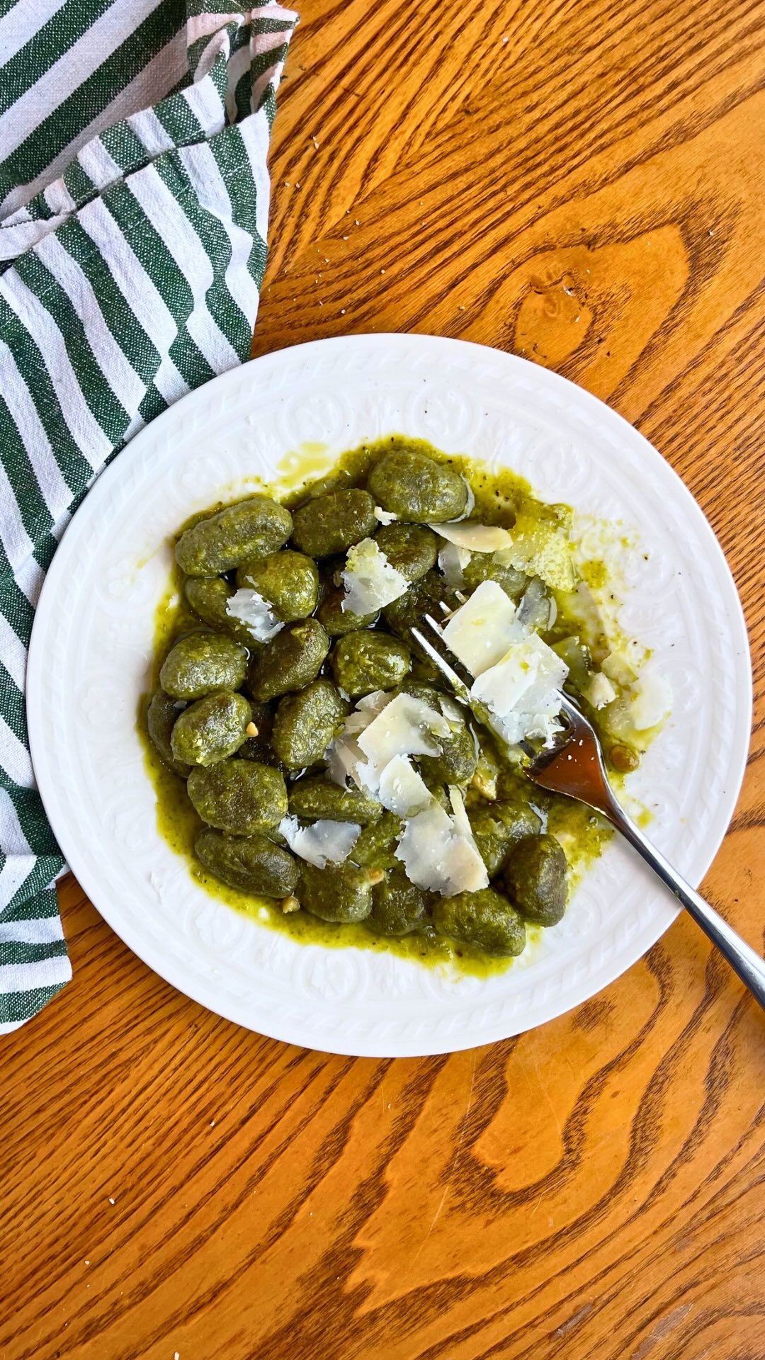 Sometimes it’s just gnocchi and pesto 🤷♀️