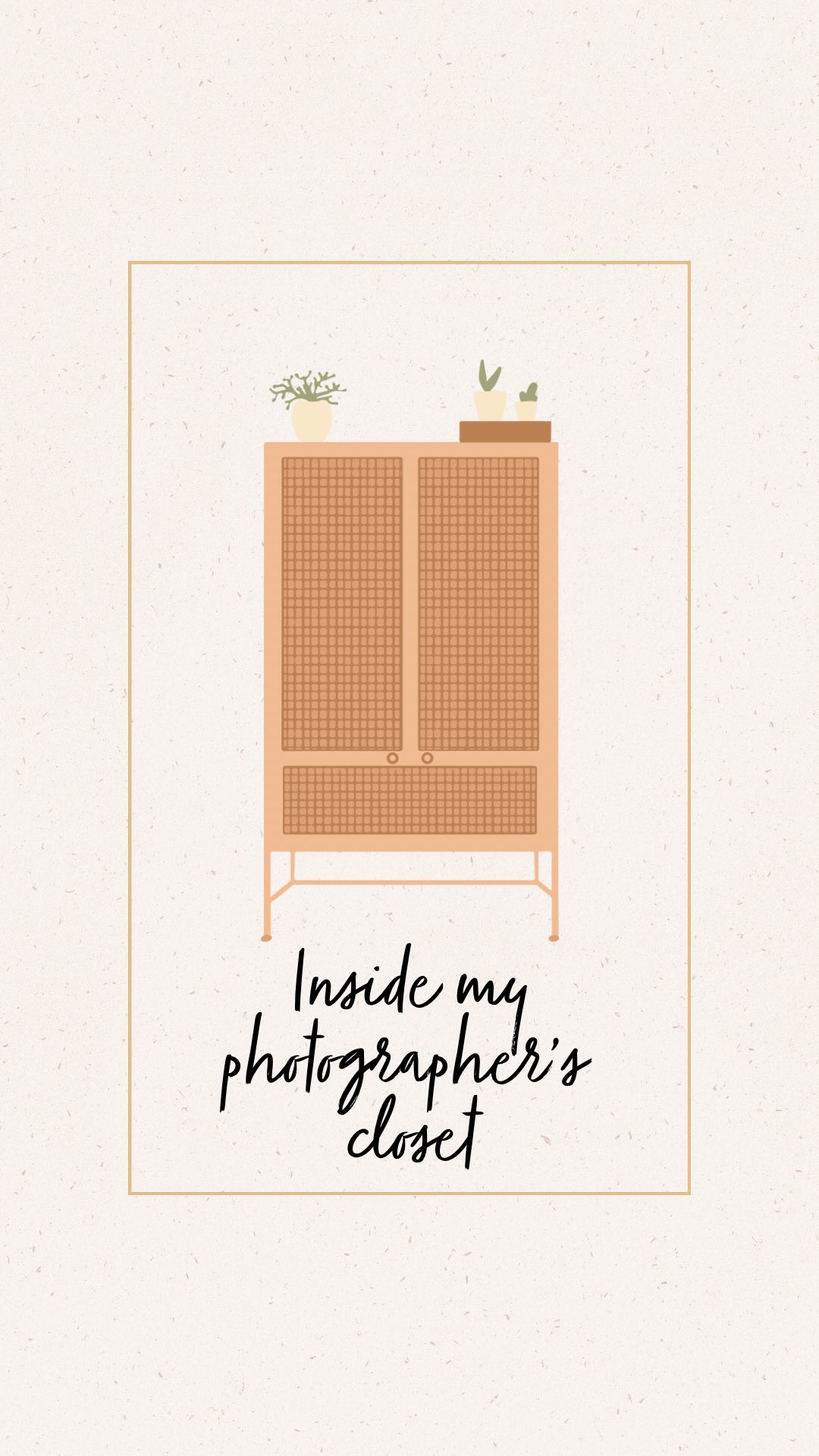 Take a look at my photographer’s closet, just the essentials for joyful family photoshoots and reportages! Which one of these items and accessories is your favorite? Let me know in the comments below 👇