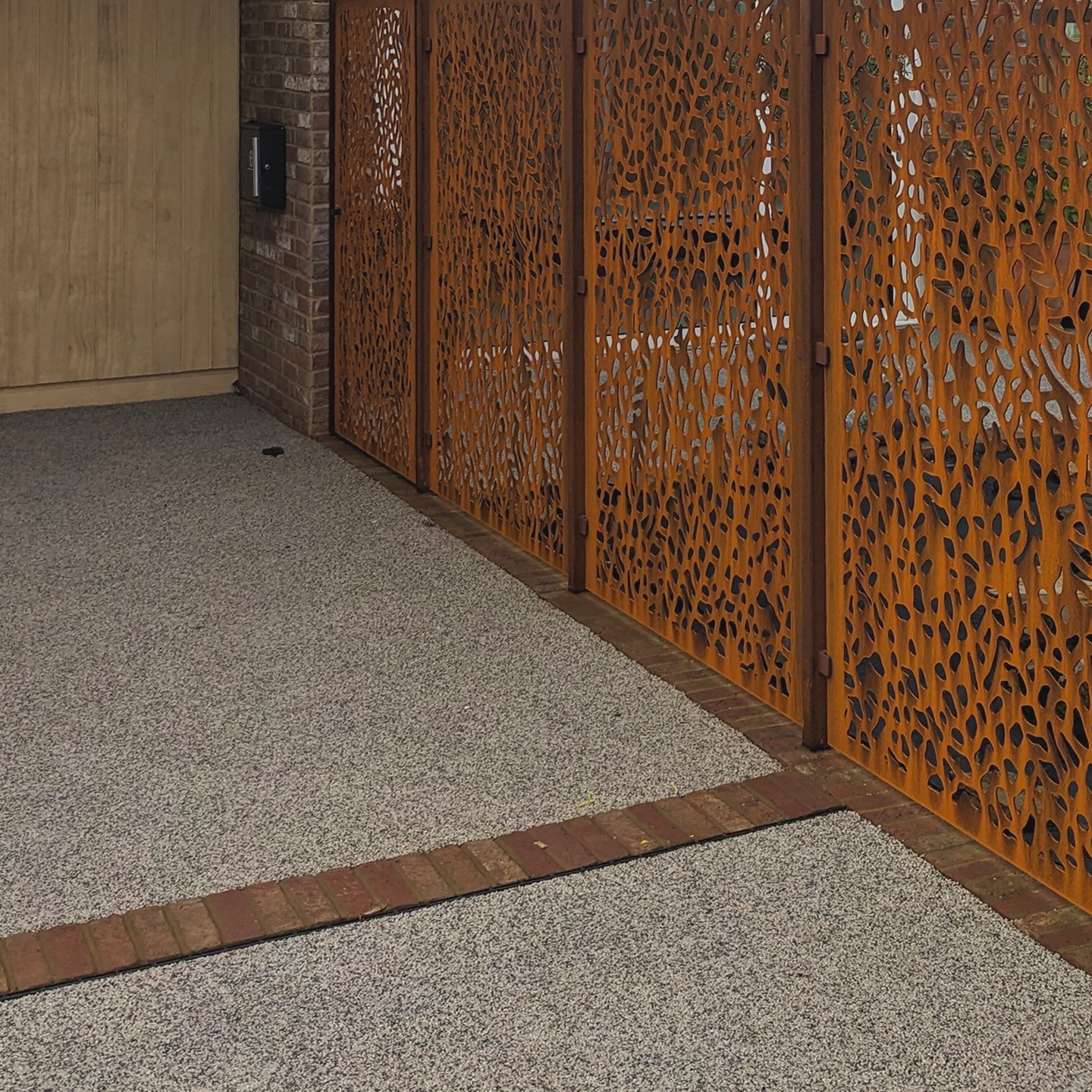 Luxury Seaside House / Bexhill.... Finishing Touches
Corten Panels by @starkandgreensmith
#construction #architecture #architect #newbuild #luxury #house #granddesigns #newbuildhouse #modernhouse #onsite #progress #contractor #contemporaryarchitecture #residentialarchitecture #eastsussex #corten #seaside #brickwork