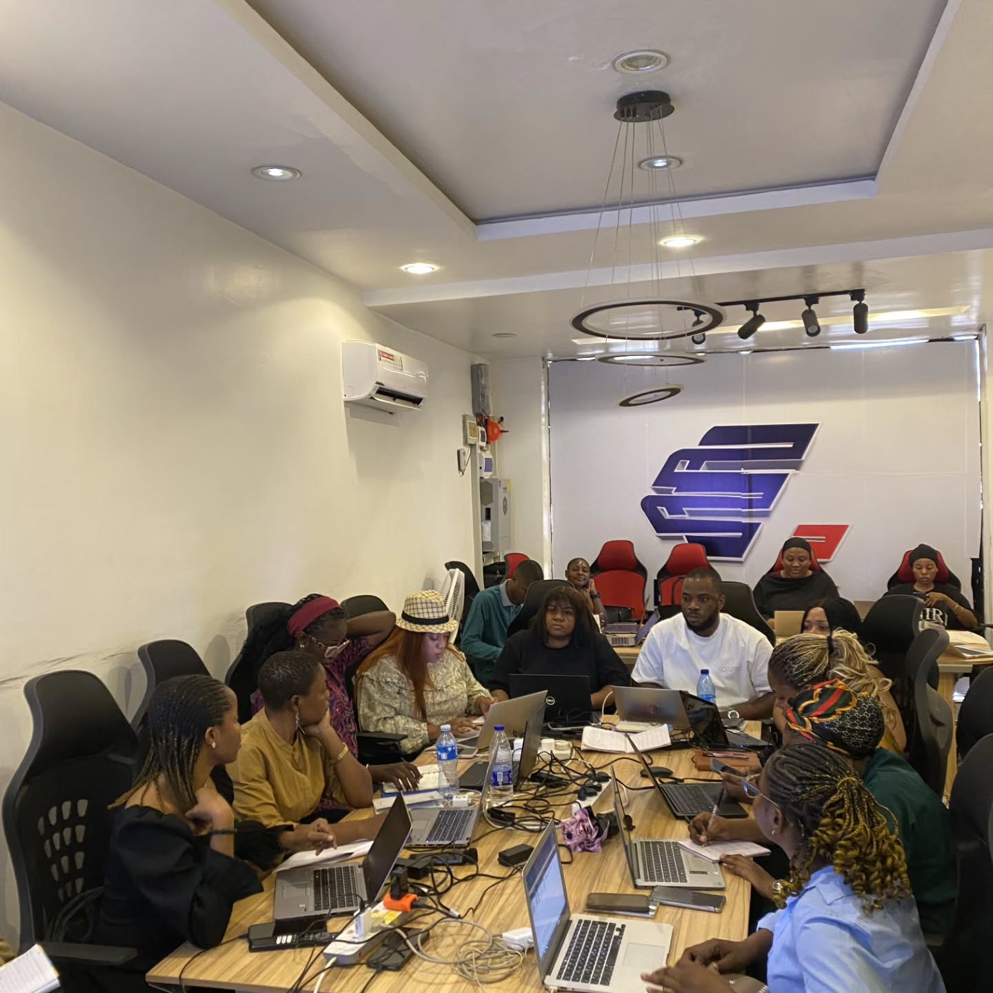 Today, a new Data Analysis class started in Abuja.
Not just a class.
Not just laptops and numbers.
But people who are tired of being stuck.
People who wake up every morning hoping something will change…but finally decided they must be the ones to change it.
In this room are people who:
✅️Have been ignored after countless job applications
✅️Are working hard but earning far less than they deserve.
✅️Feel the fear of being replaced by someone younger or “more skilled”
✅️Are tired of praying for opportunities without preparation.
Some of them came in scared..Some unsure. while some ask themselves, “Can I really do this?”
But they still showed up.
Because staying where they are hurts more than starting again.
📊 Today, they chose Data Analysis.
They chose skills that open doors.
They chose growth over comfort.
They chose a future with options.
If you’re in Abuja and your career feels slow…
If your salary no longer reflects your effort…
If you know deep down that you deserve more…
This is your sign.
Others didn’t wait until everything was perfect.
They started anyway.
Your journey can start too. And when you’re ready, we’ll be here to walk it with you.