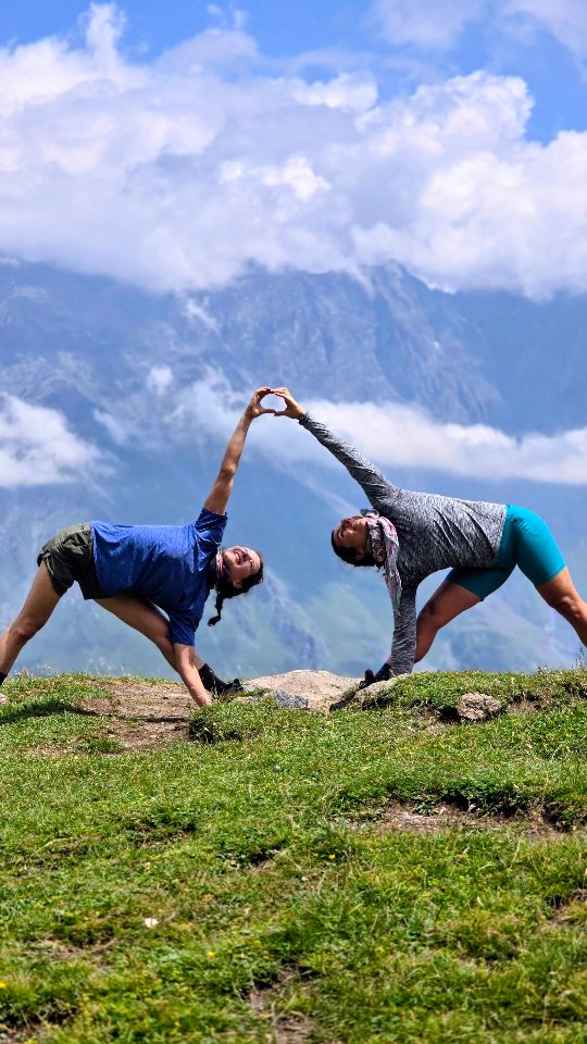 Why do we combine hiking and yoga on our retreats? These two activities might seem different at first glance but they have one thing in common: they're both about staying present, and connecting to yourself and your surroundings.
Thank you @evexia.kos for inviting me to the Evexia Effect podcast and giving me the opportunity to share a small part of the Nefeli Nine story.
You can listen to the rest of our discussion on the Evexia Effect podcast on Spotify:
https://open.spotify.com/episode/6N8SEGQm1NM3w2Z7Q8Ltmq?si=_q4xumWOSPyw_8ReNPzy-Q
.
.
.
.
#nefelinine #hikingandyogaadventures #Wellbeing #WellnessGetaway #HikingAndYoga