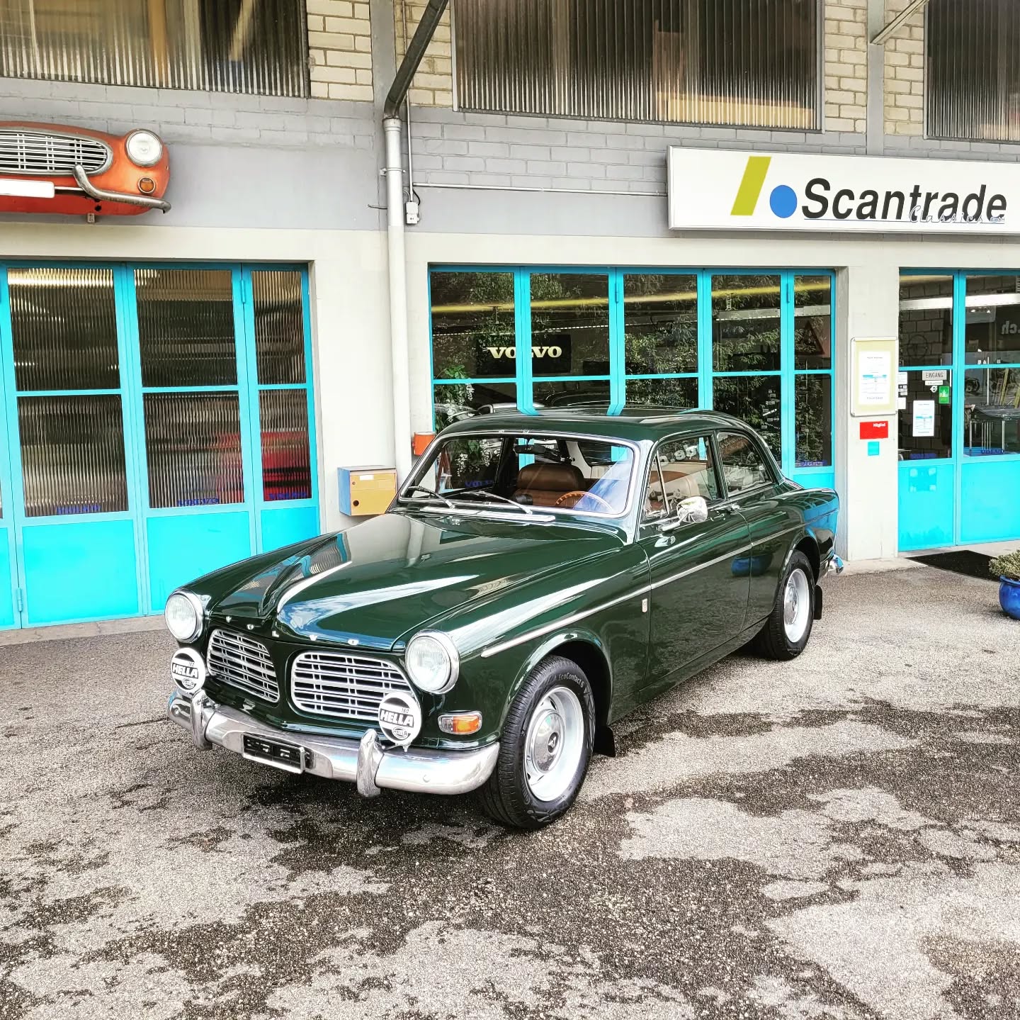 An diesem Volvo 123GT durften wir, folgende Arbeiten ausführen:
- Dachhimmel ersetzt
- Seitenverkleidung im Innenraum ersetzt
- Hohlraumversiegelung mit Mike Sanders
- Rostreperatour am Kotflügel
- Service mit Vergaser revision
Vielen Dank für ihr Vertrauen.
#volvoamazon#volvo123gt#Volvo240#volvo544sport#wagneroil#mikesanders#hohlraumversiegelung#swiss#volvonation#volvo444#pv544#p1800s