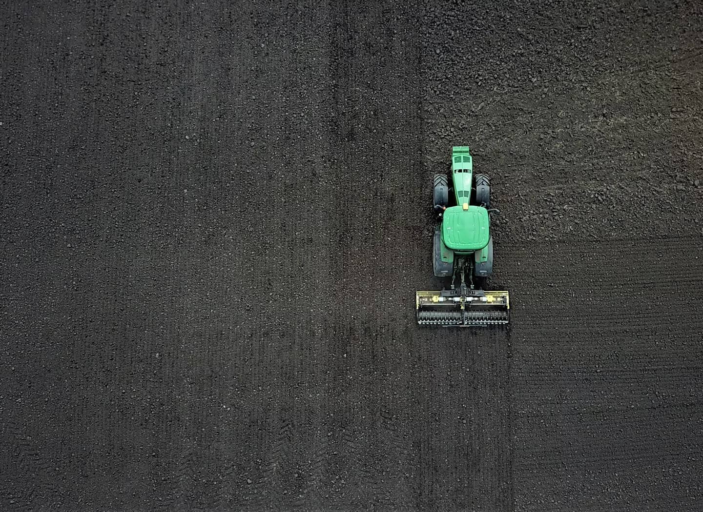 #kishomoktanya
.
.
.
.
.
#agriculture #farming #farm #farmer #farmlife #tractor #johndeere #fendt #agro #nature #agricultura #agriculturelife #agri #newholland #farmers #landwirtschaft #harvest #global #caseih #organic #masseyferguson #food #photography #claas #tractors #agronomia #horticulture #agricultureworldwide #bhfyp