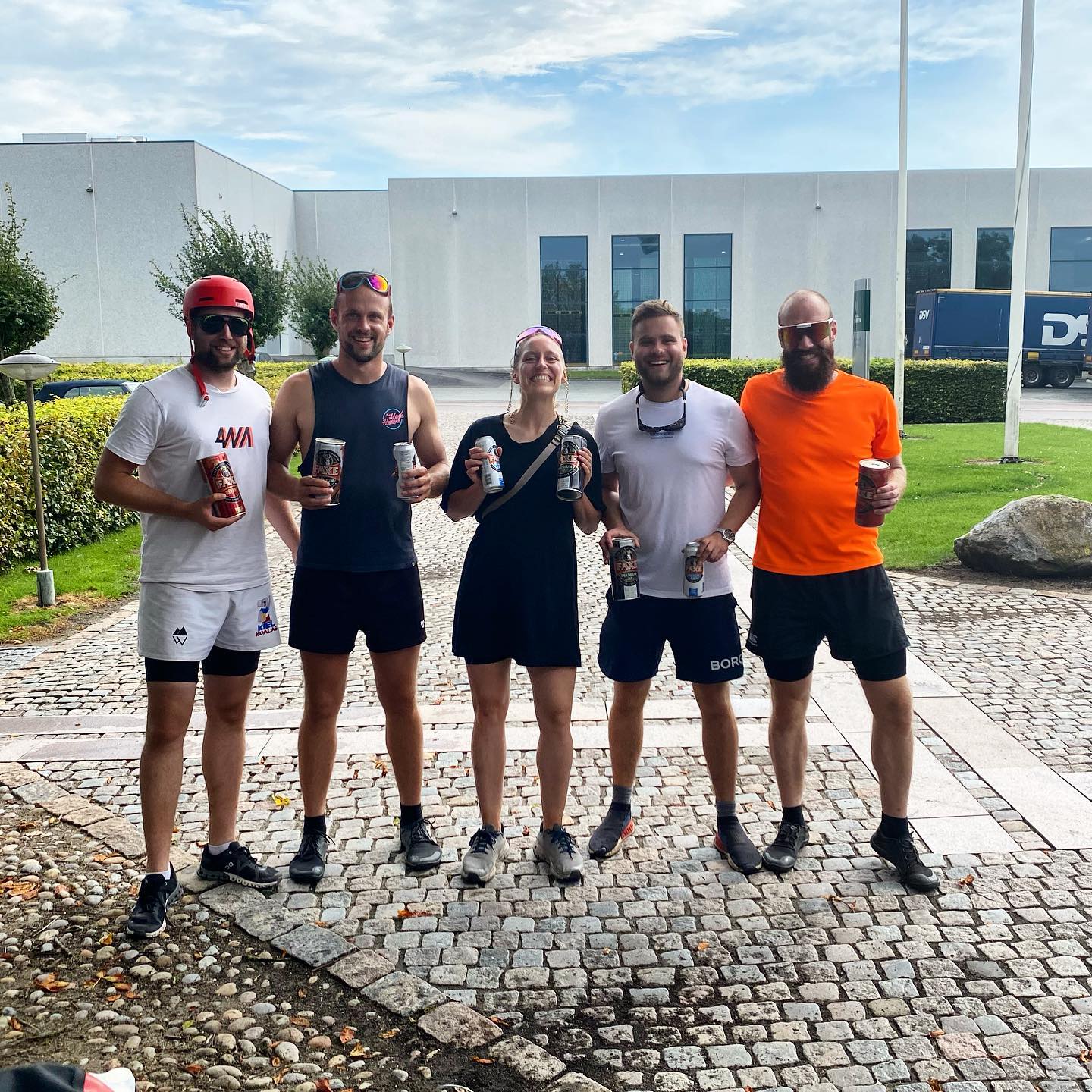 What if we packed our bags, jumped on our bikes and went on a little adventure? 🚴🚴♂️🚴♀️ These true vikings stopped by the brewery, on their way from northern Germany to Copenhagen! 💪🏻 #vikingspirit #faxe #cyclinglife