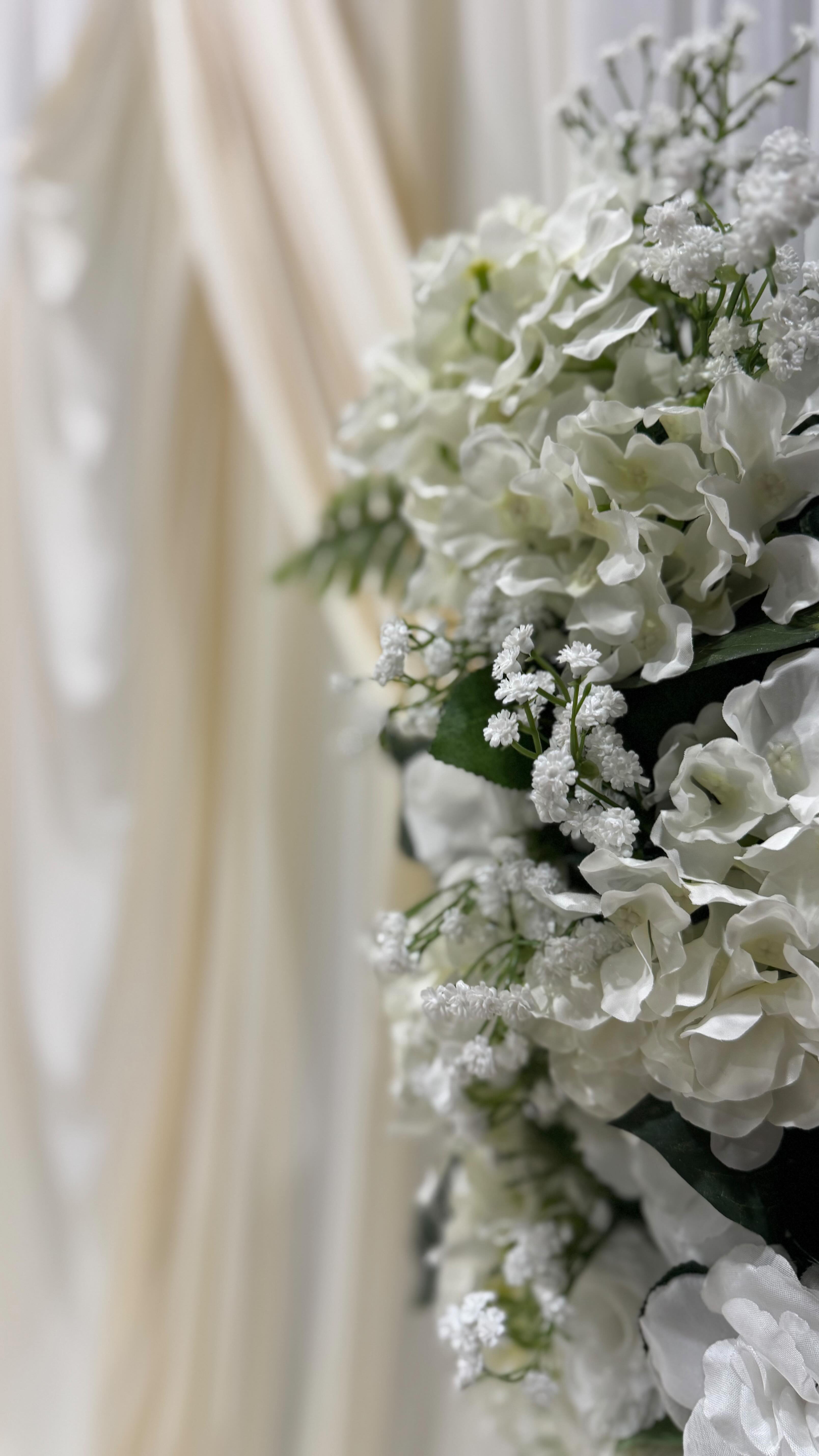 Worth all the work for a beautiful finish… or a beautiful start 😌🤍
Floral arch rentals available in any size. 💫
Inquiries: DM | wallculturephilly@gmail.com
#weddingdecor
#floralarrangements
#eventbackdrops
#phillyweddings
#weddingrentals