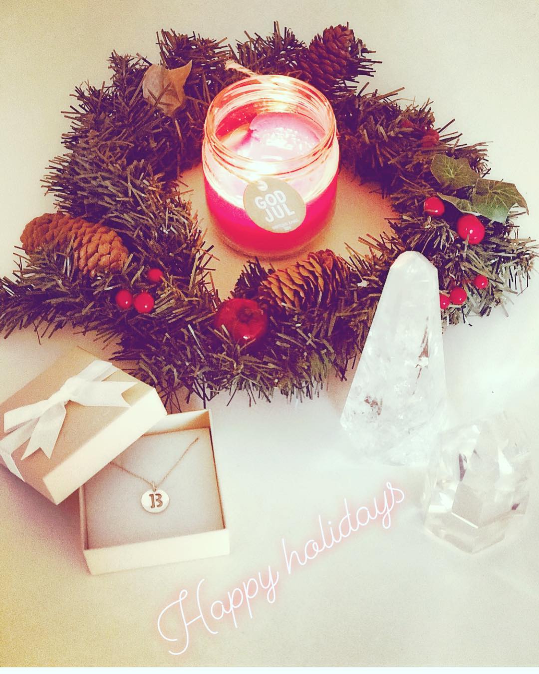 #happyholidays#christmasnecklace#osanti#jewelry#christmaspresents#shop