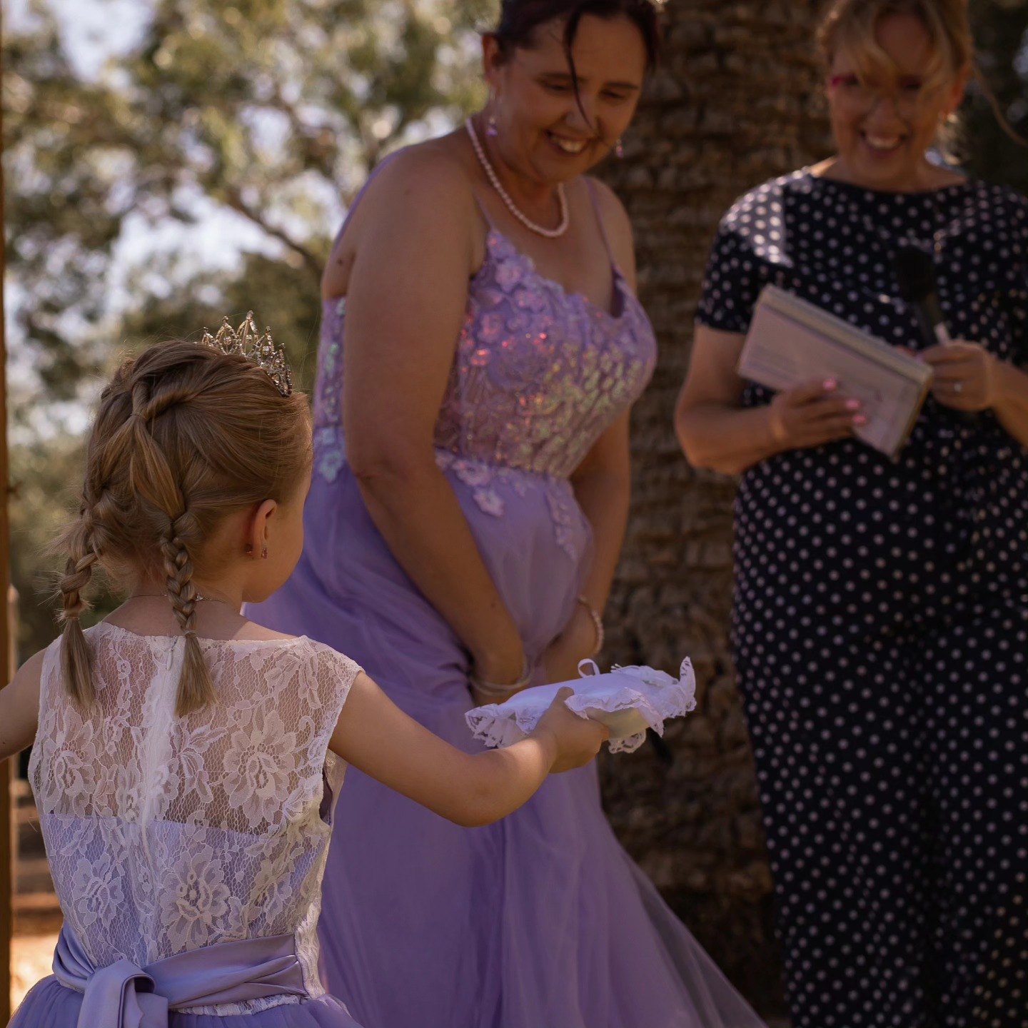 What a fabulous little ring bearer, for her Mummy and Daddy's marriage 💍