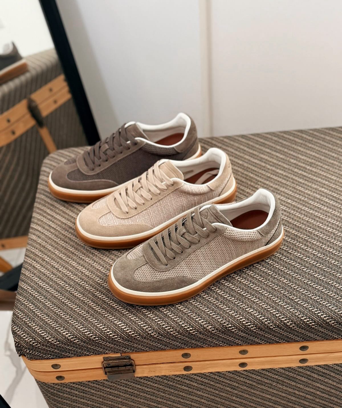 Loro Piana Tennis Walk Sneaker 🤎
Sizes: 40–46
Price: 700 AED | 70 OMR 🏷️
💬 DM to order