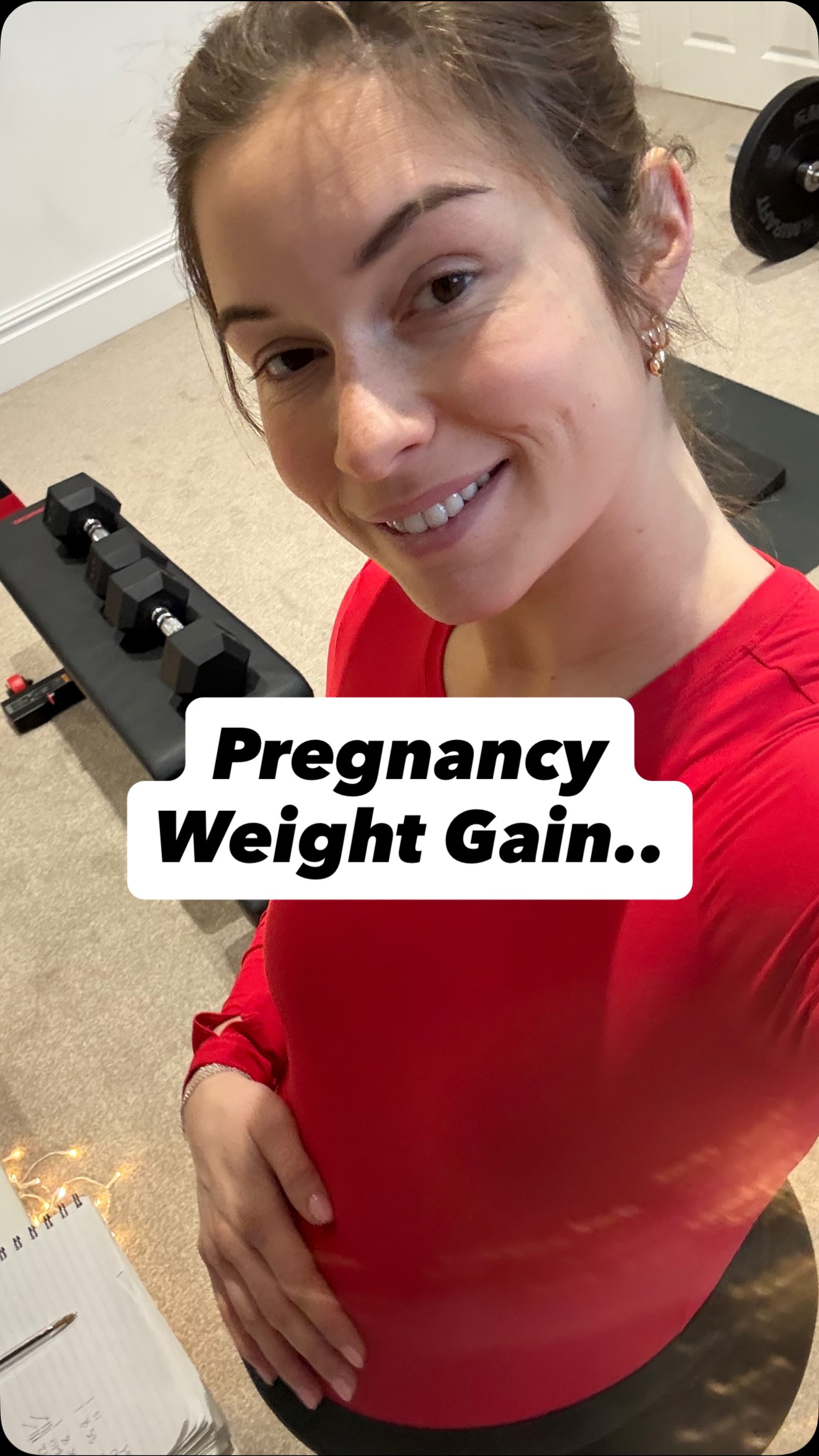 Weight gain in pregnancy is one of the personal worries I hear.
We often get conditioned to think weight gain is just “extra fat,” but most of it is essential body tissue — baby, placenta, fluid, blood, breasts and the uterus doing their job. Understanding this really helps reframe worries and see it as completely natural and essential.
After birth, some of this weight shifts naturally, and the rest comes down gradually — no rush, no pressure.
We can feel mixed emotions through pregnancy and motherhood — and that’s okay. I’ve felt grateful, but also sometimes scared, anxious, a loss of control and then guilty for feeling that way.
Motherhood is hard, but it also shows you how strong you are confronting so much change.
Trusting that your body knows what to do for you and your baby, can take the worry out of it. 🙏🏼 for more information on Pre Natal Strength click the link in my bio.
#prenatalstrength #prenatalfitness #pregnancyanxiety #weightgain #honestfeelings