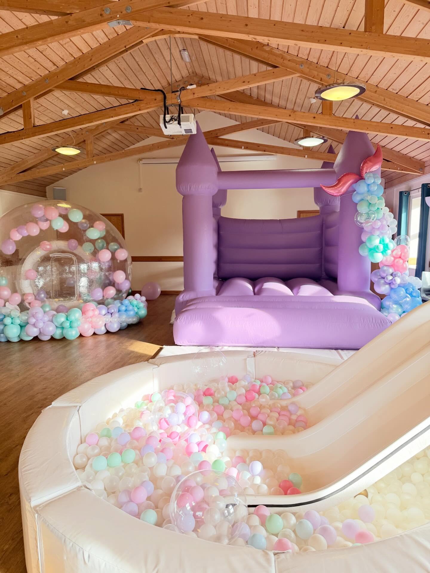 Mermaid party for a special celebration 🧜♀️
Have the best time celebrating
Thank you for choosing dedicated to detail to be a part of your special day 🎈
Www.dedicatedtodetailltd.co.uk
#mermaidparty #mermaidpartyideas #mermaidballoons #mermaidvibes #mermaidballoondecor