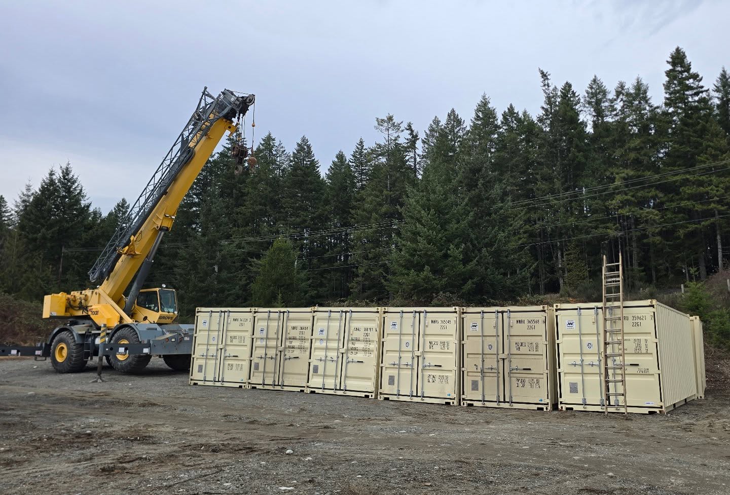 Delivered 14 one-trip containers to a client who’s building a hangar. Can’t wait to see the final result. Stay tuned!