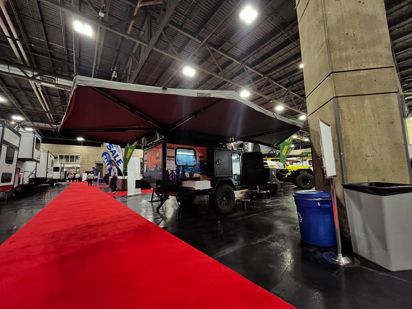 Happy Friday folks!
Got plans this weekend? Well now you do!
Swing by the Edmonton RV Show & Sale!
Friday - 12:00 PM – 8:00 PM
Saturday - 10:00 AM – 8:00 PM
Sunday - 10:00 AM – 5:00 PM
#rvdaofab #tacticaloverland #camping #campingseason #adventureready