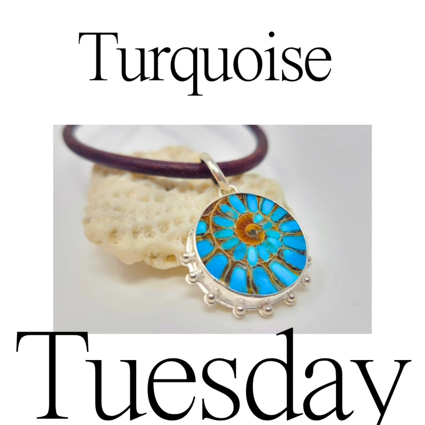 Happy Turquoise Tuesday!
I'm loving this Ammonite Turquoise inlay from Kurt @rareearthminingco — such a stunning combo of texture and color.
I kept the setting simple with a few studs around the edge and a clean, plain bail. Finished it off with a leather cord for that perfect touch of summer ☀️
#TurquoiseTuesday
#InsideMyLocket #HandmadeIsBetter
#ShopSmall