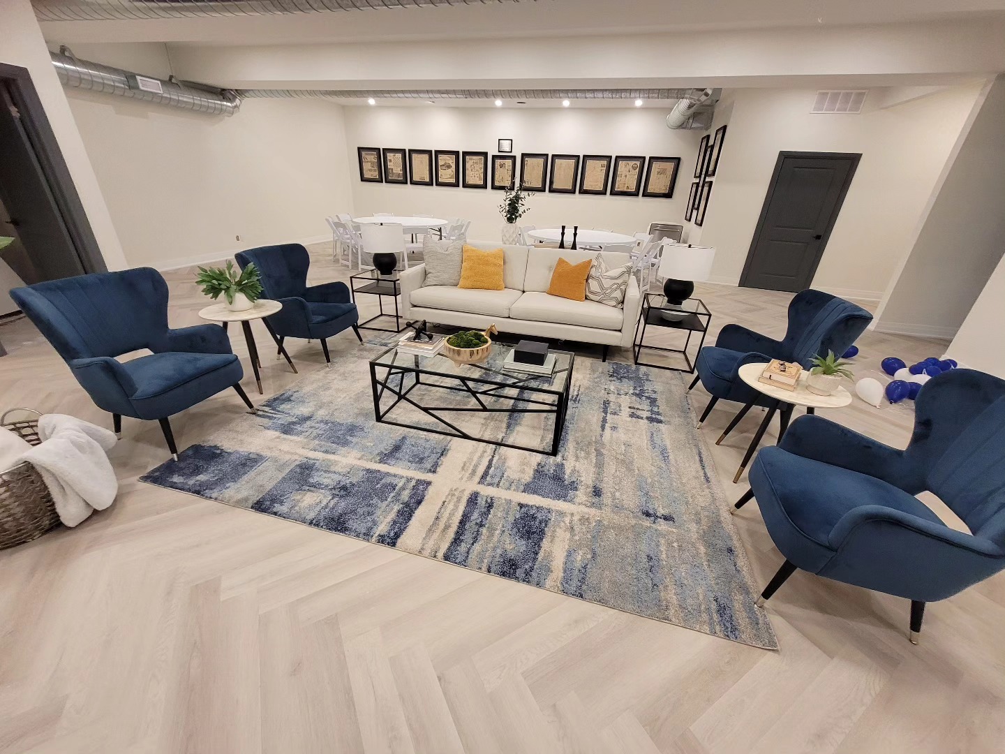 We had so much fun staging Coldwell Banker's Grand Opening in Newmarket. They turned a historic building at 425 Davis Drive into a gorgeous, inspirational office. Congratulations, and I wish you all continued success! Thanks for your trust in us 🙏.