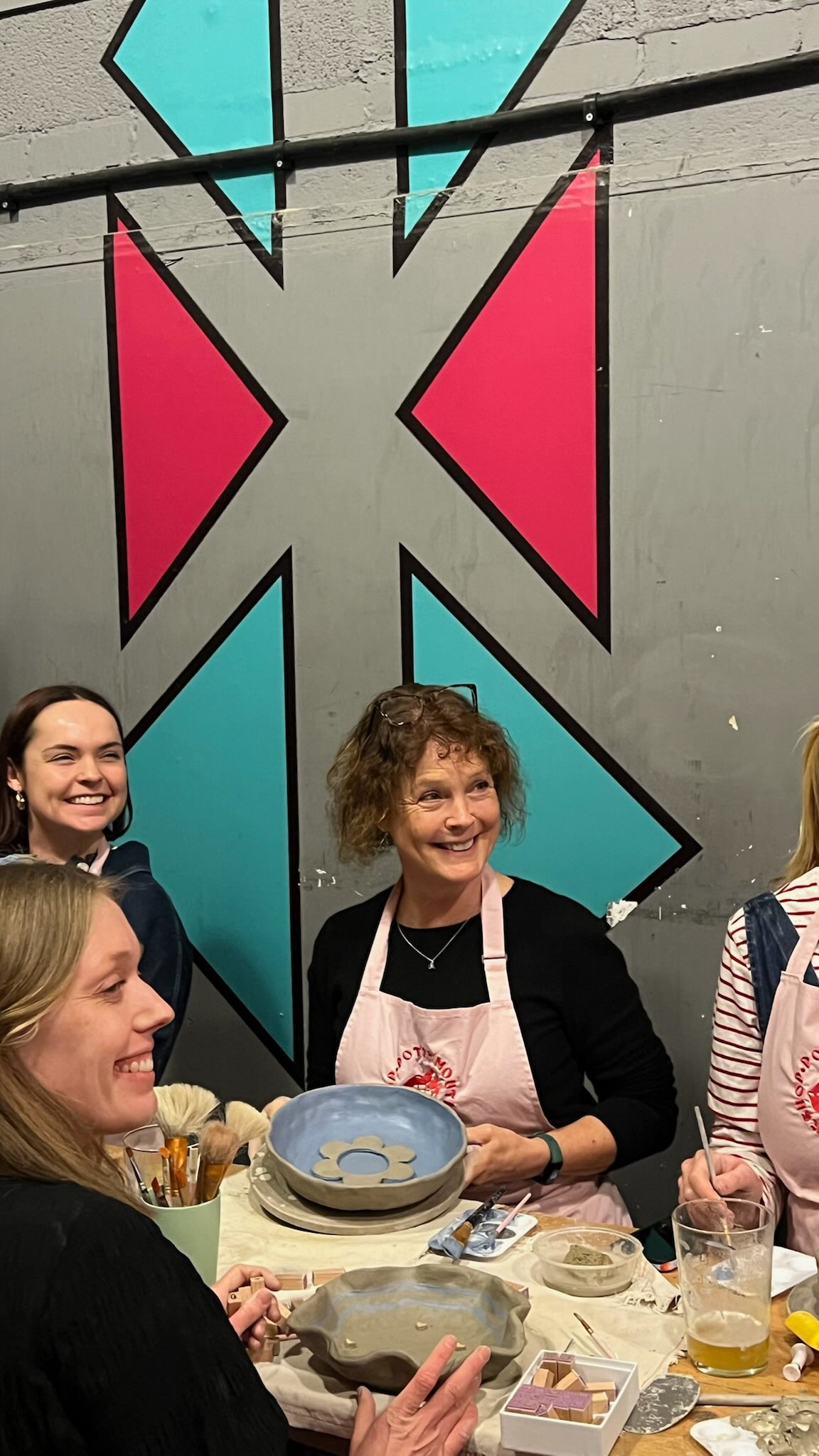 ✨WEDNESDAY 11th FEBUARY 7-9.30✨
✨We’ll be at @wiperandtruebarrelstore with everything you need to make a stunning and functional pasta bowl with your favourite person✨
✨tickets are available on yuup, £38.50 a pop with discounts available for students and NHS✨
#potterylove #galentines❤️ #valentinesday #bristoldatenight #functionalceramics