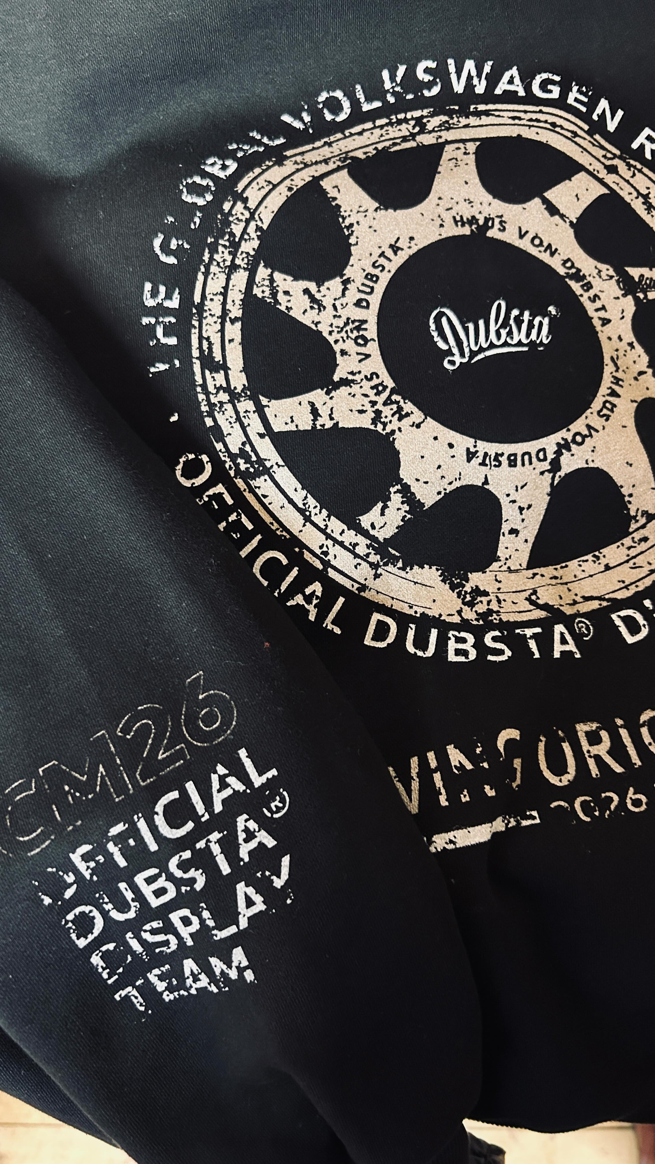 Another project from @dubsta with three 2-colour positions with iridescent taupe ink and off-white print on a mix of high quality @awdisbrands hoodies, zoodies and sweatshirts.
————-
Get in touch for your quote
————-
#screenprintinguk #sustainablemaker #brandedmerch #bedfordindies #merchprinting