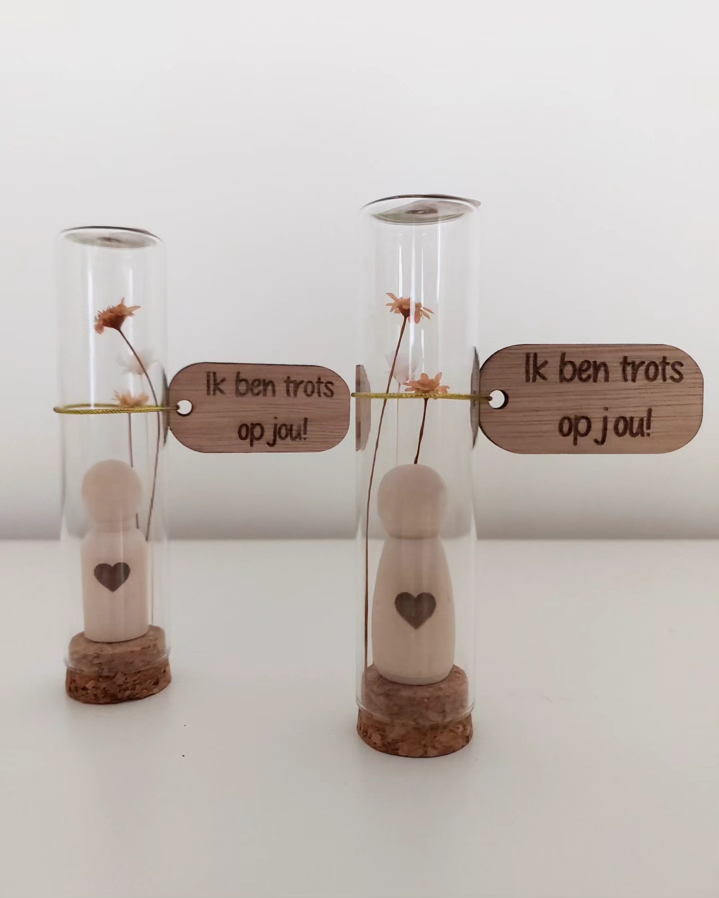 🌟 Complimentendag 🌟
Deze kleine attenties om iemand een complimentje te geven zijn verkrijgbaar bij @toffa.conceptstore.gent
Want geef toe, wie krijgt nu niet graag een complimentje?
#complimentendag #instacrea #giftideas #kleingeschenkje #geschenkidee