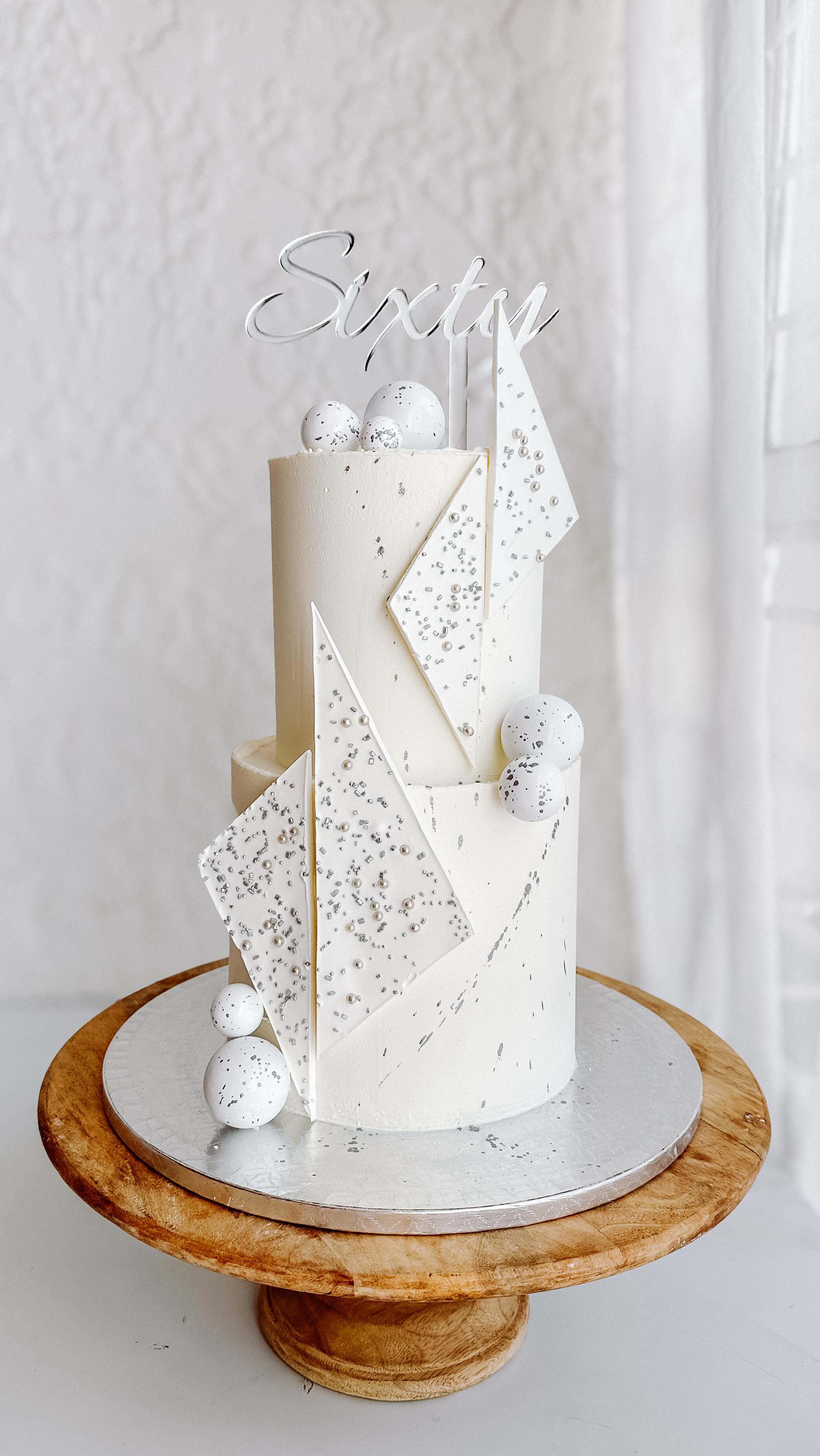 Every cake I make is rooted in gratitude — for my customers, your trust, and the support that keeps this dream alive.
I’m living something I once only prayed for, and I don’t take it lightly.
Thankful for every order, every kind word, and every opportunity.
Above all, grateful to God for the blessings, growth, and grace. 🤍🙏🏼🎂