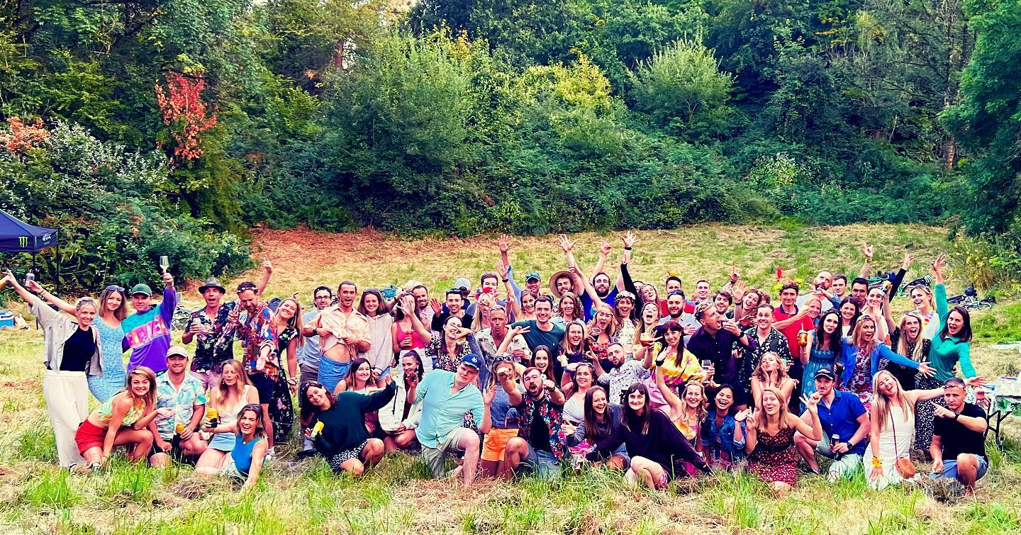 S U M M E R P A R T Y • There are no words for this incredible @socialheroesadventureclub crew… runners, cyclists, swimmers, climbers, yogi’s, surfers, book worms, hikers, (net)ballers, skiers & everything in between… inspirational in so many ways & always so ready to spread the positivity, try something new, share a smile & get on the good times together! 🧡 Summer vibes with the @socialfitnessbristol squad are always epic & this garden party posse are a shining example of why life is #BetterTogether ☺️🌺🌼🌸
•
💛 @cliftonrunningclub
💙@cliftonyogaclub
💚@cliftoncyclingclub
❤️🔥@bristol.hiit.fitness
•
•
•
•
•
•
•
•
•
•
•
•
•
•
#squadgoals #summerparty #goodtimes #SHAC #summer #party #greenspaces #gardenparty #bristolsquad #bristollife #bristolcrew #bristol #socialfitnessbristol #together #livingthegoodlife #funtimes #goodpeople #goodfun #goodvibes #socialheroes #socialheroesbristol #bristolsocialclub #socialheroesadventureclub #thegoodlife #smiles #winning #lifeat10 #heroes