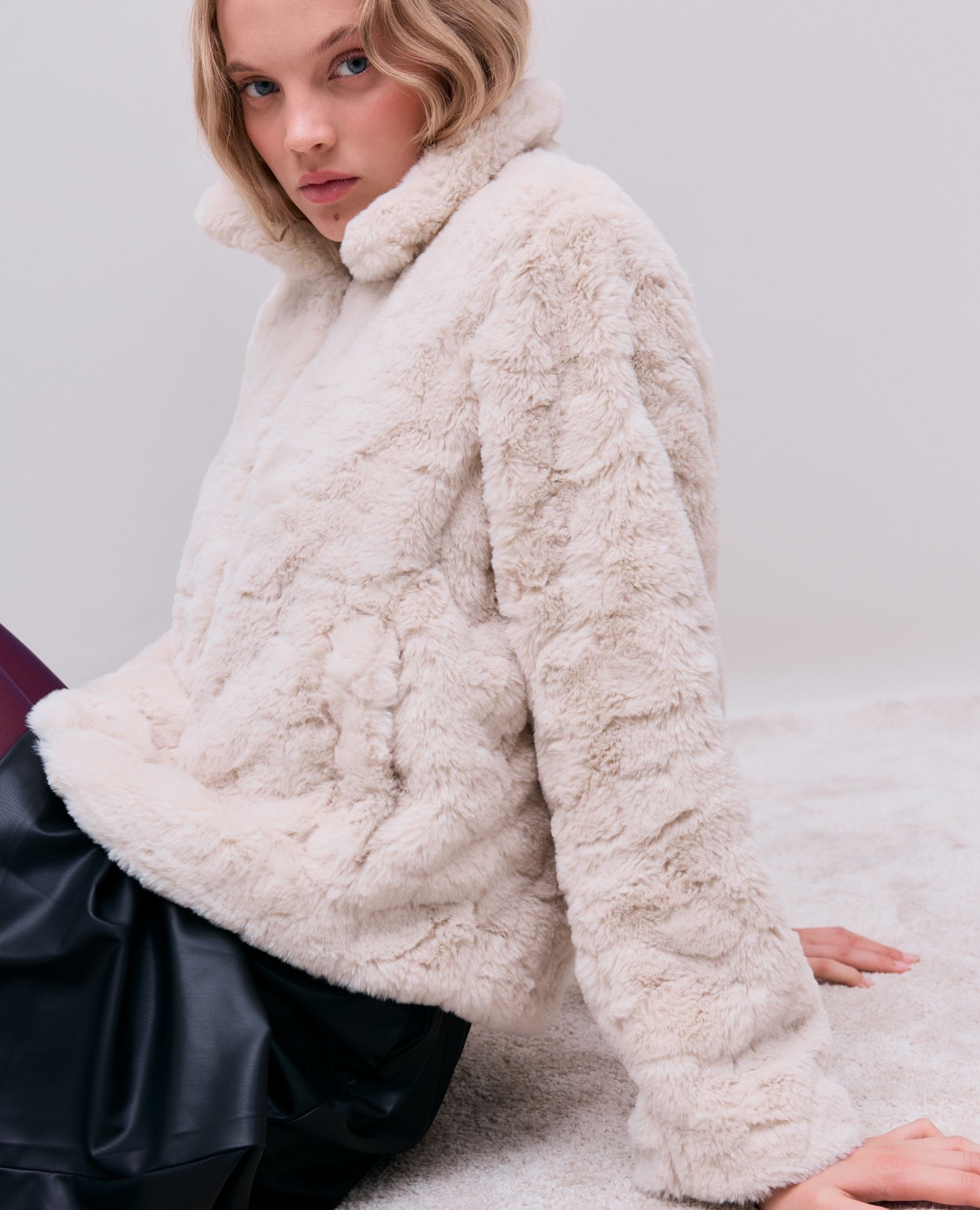 Slowly saying goodbye to winter 🖤 Last chance to shop the sale, up to 70% off!