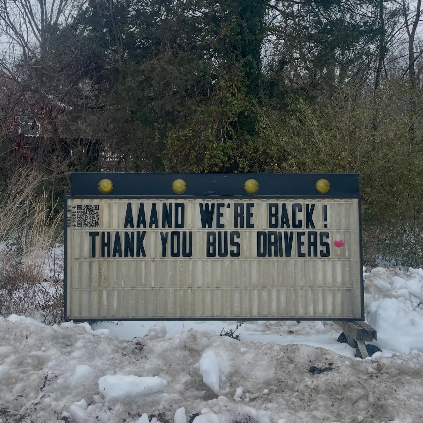 ELEVEN DAYS NO SCHOOL🥶AND WE’RE BACK BAYBEE! Big gratitude to ALL of the @albemarlecountypublicschools staff and teachers for doing the slippery work of balancing of safety and reality. ESPECIALLY the amazing bus drivers who are out in the thick of it making the magic happen today❄️✨ swipe 👉 to see the person who put these letters up realize the bus was arriving—one minute early no less!