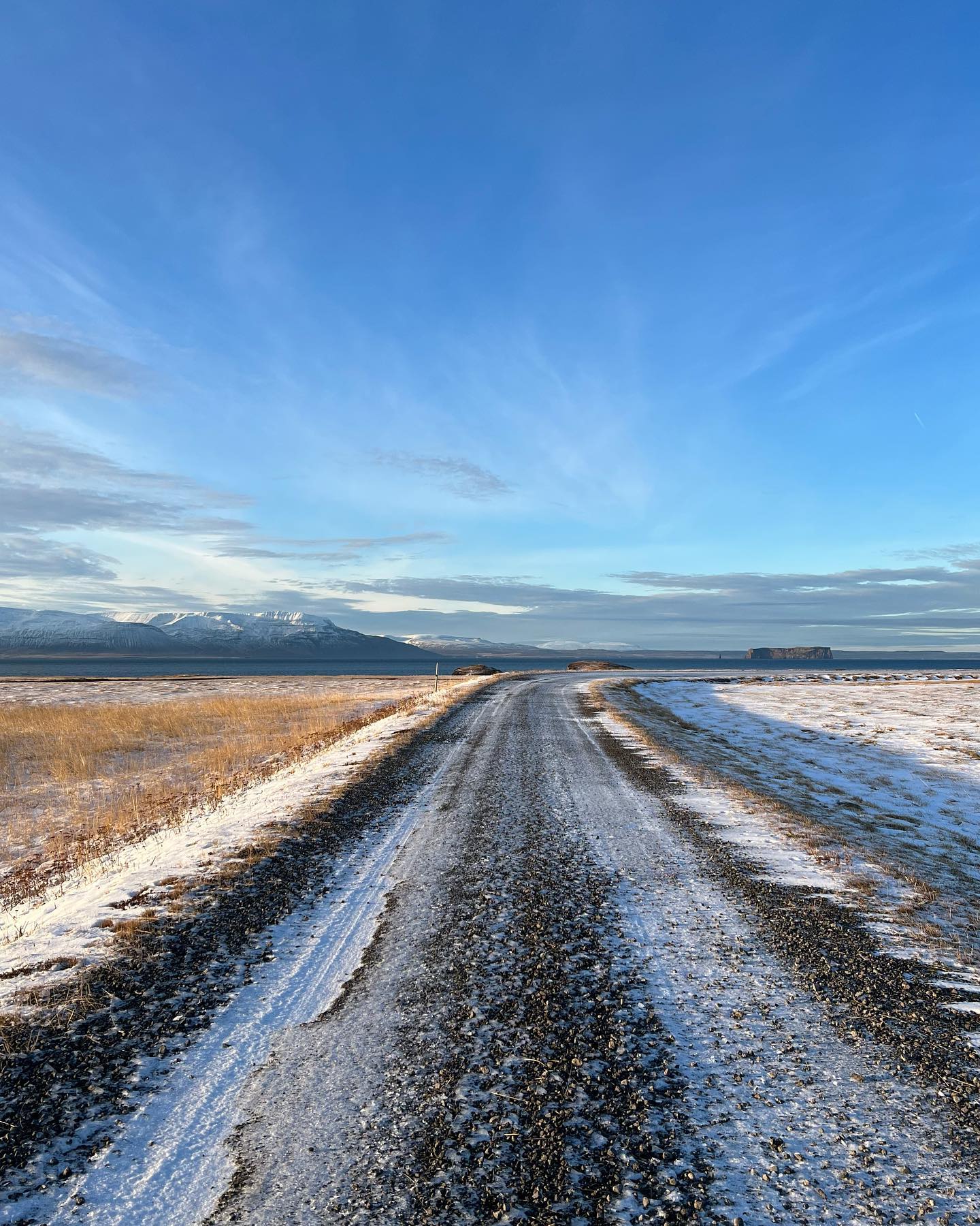 The days are quite short now up in Northern Iceland, but there is still some brightness in between. And of course our view is always spectacular!
Wintergreetings and best wishes for the holiday season.
❄️💫