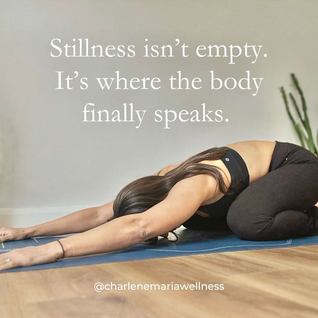 Stillness isn’t empty.
It’s where the body finally speaks.
A pause allows the nervous system to soften, the breath to deepen, and the body to be heard.
#yin #yinyoga #mindfulness #still #nervoussystemreset
