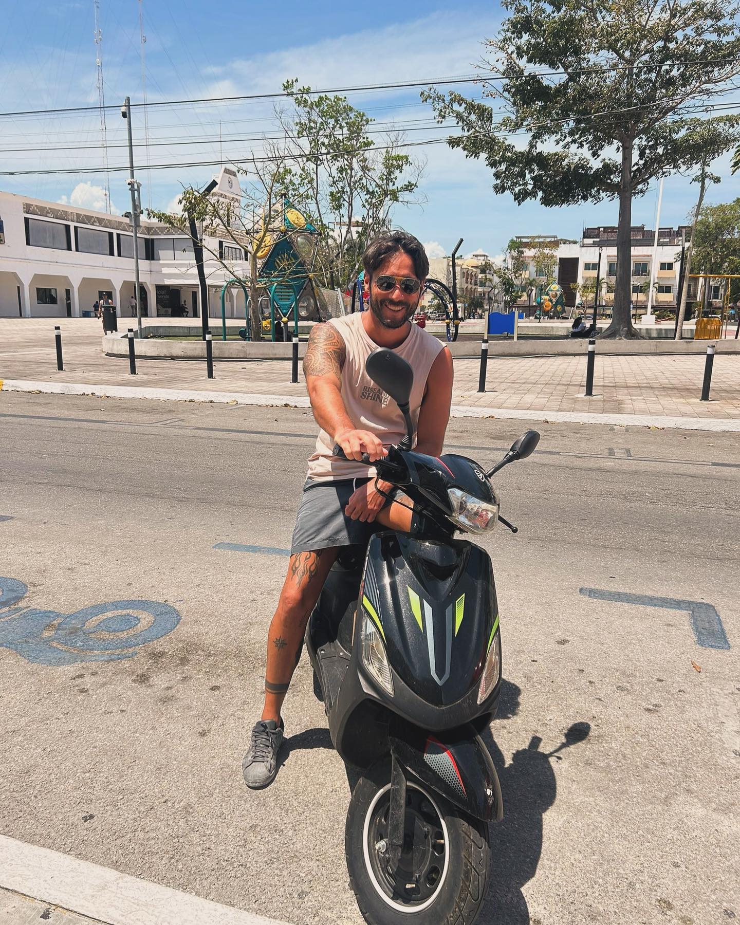 🚚🏍️ Experience the Ultimate Convenience with Coco Motos! 🏍️🚚
At Coco Motos, we know that your time in paradise is precious. That’s why we offer hassle-free delivery services for our scooter and bicycle rentals! Whether you’re staying in Playa del Carmen, Tulum, or Puerto Morelos, we’ll bring your ride directly to you. 🏖️🏡
Imagine starting your adventure right from your doorstep – no need to find a rental shop or worry about transportation. Just relax and let us handle the logistics, so you can focus on enjoying the stunning Riviera Maya.
🌟 Daily, weekly, and monthly rentals available
🌟 2 helmets, raincoat, and USB chargers with every rental
With Coco Motos, exploring has never been easier. Book your scooter or bicycle today and take the first step towards an unforgettable journey!
#CocoMotos #ScooterRental #BikeRental #PlayaDelCarmen #Tulum #PuertoMorelos #DeliveryService #ExploreOnTwoWheels #TravelMexico #RivieraMaya
📲 Ready to ride? Contact us now to schedule your delivery! 🚀