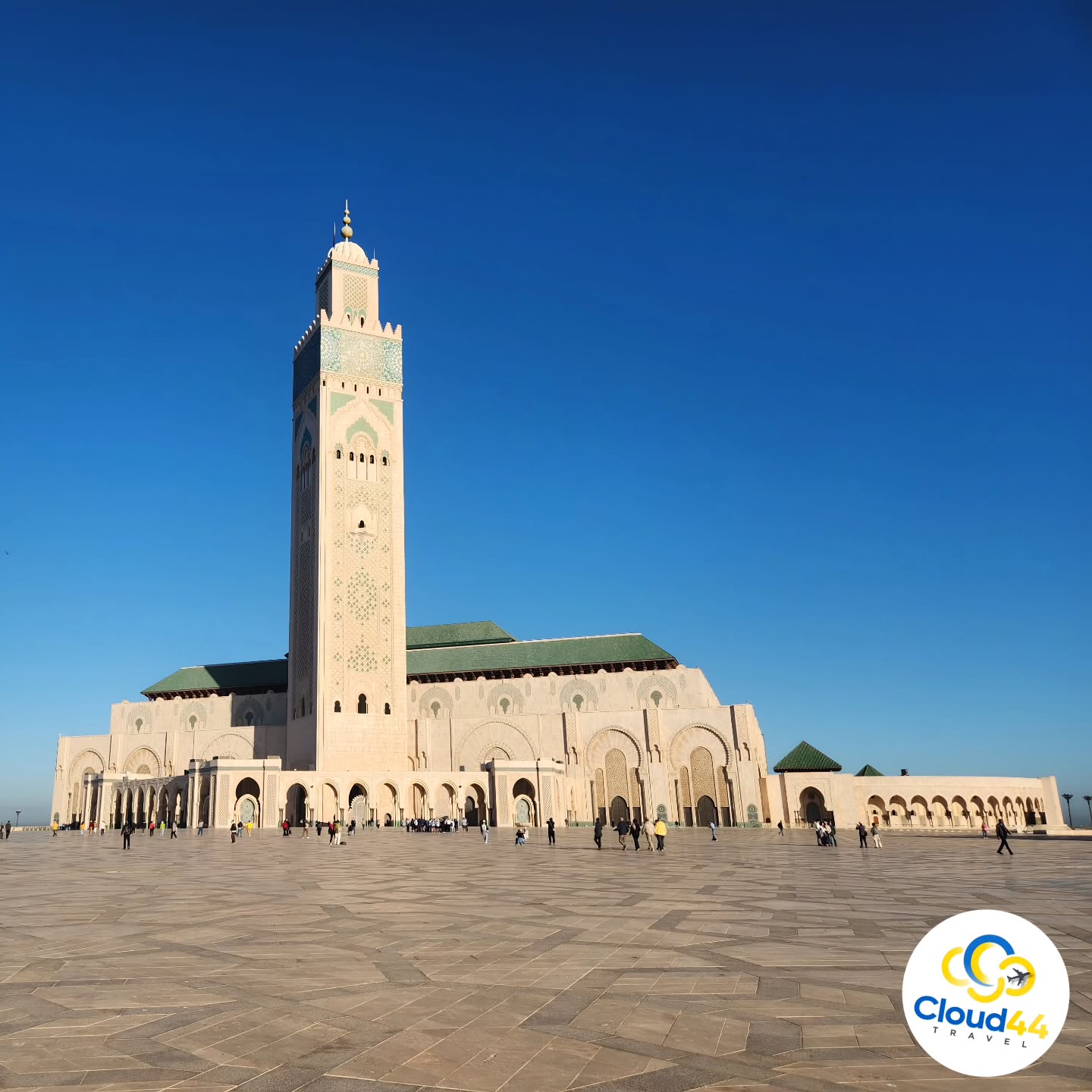 Casa Blanca, Morroco, and experience to the eyes! #casablanca #traveladvisor #cloud44travel #viajar #traveladdict